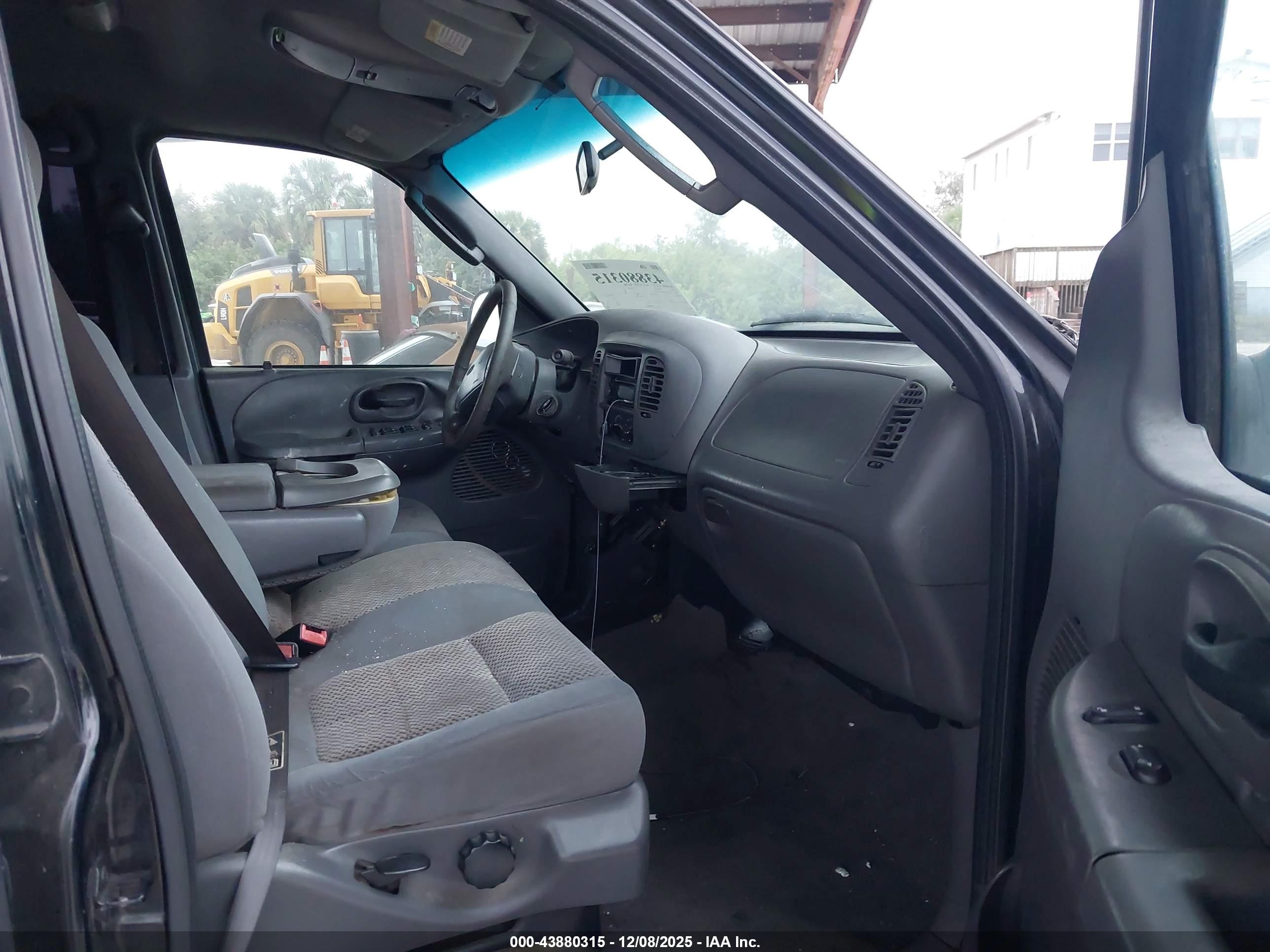 FORD F-150 image 5