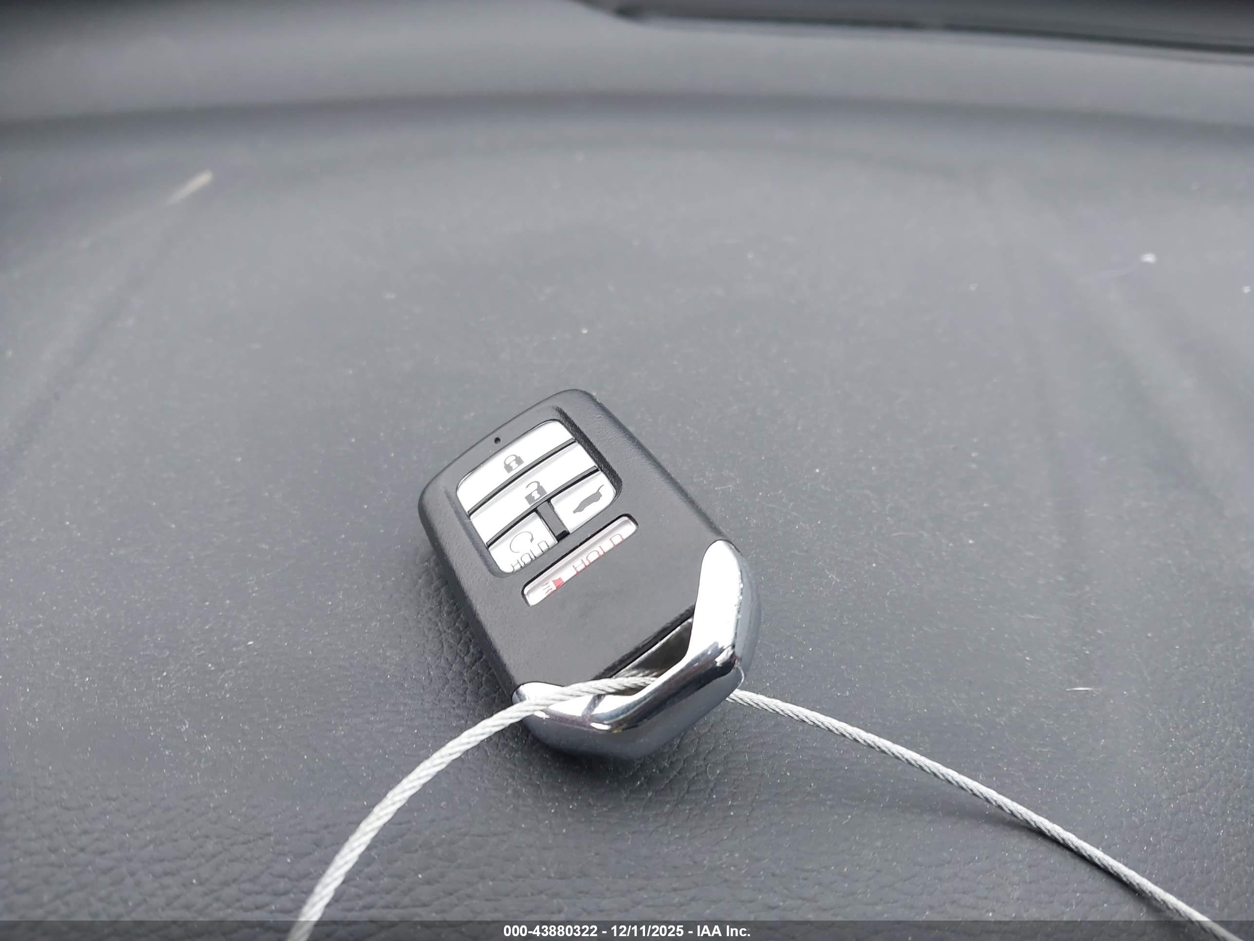 HONDA CR-V image 11