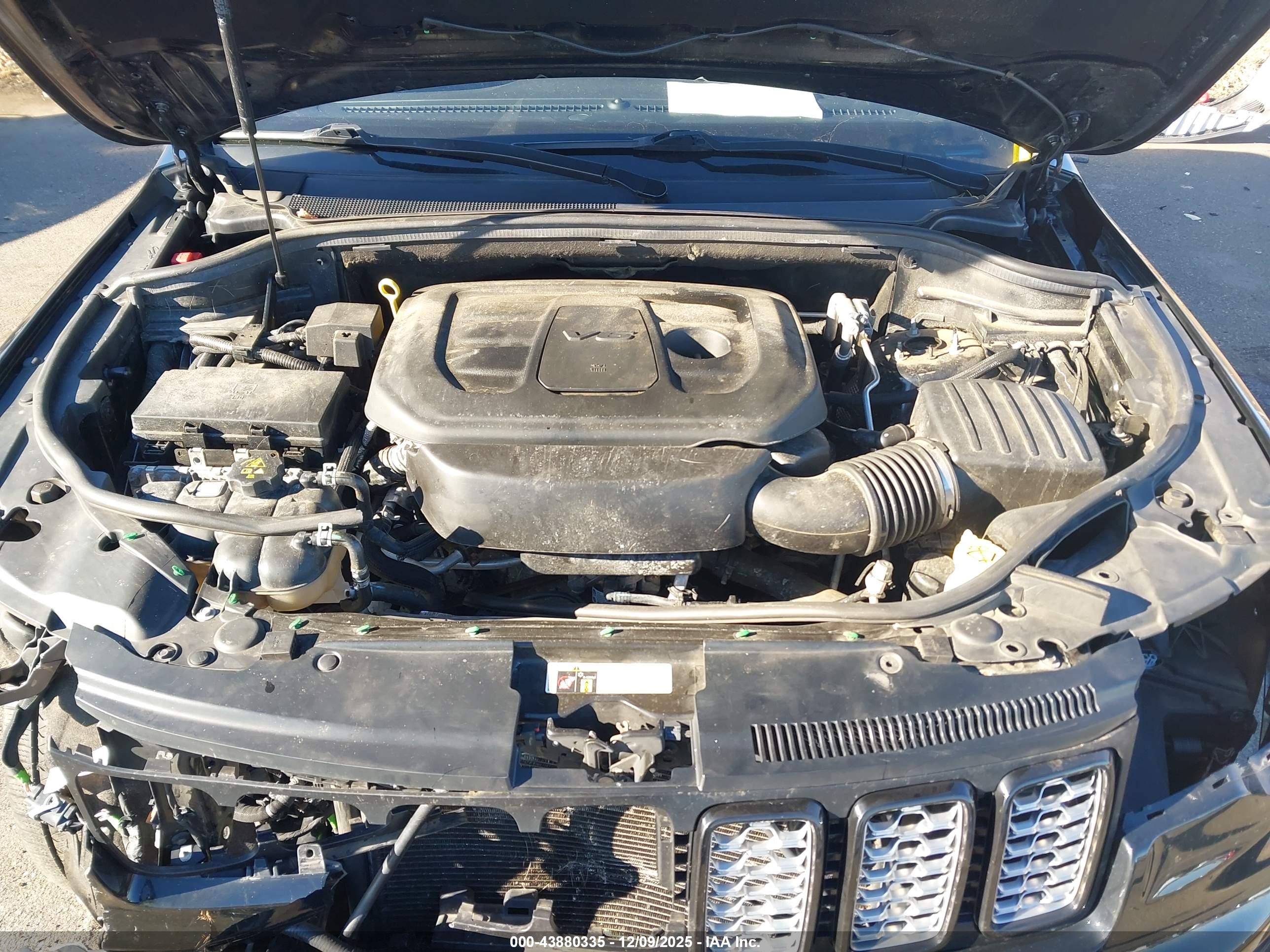 JEEP GRAND image 10