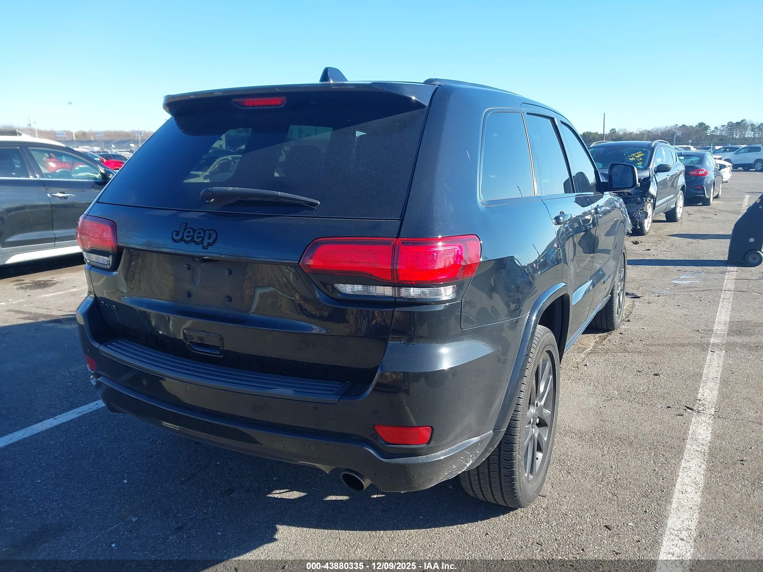 JEEP GRAND image 4