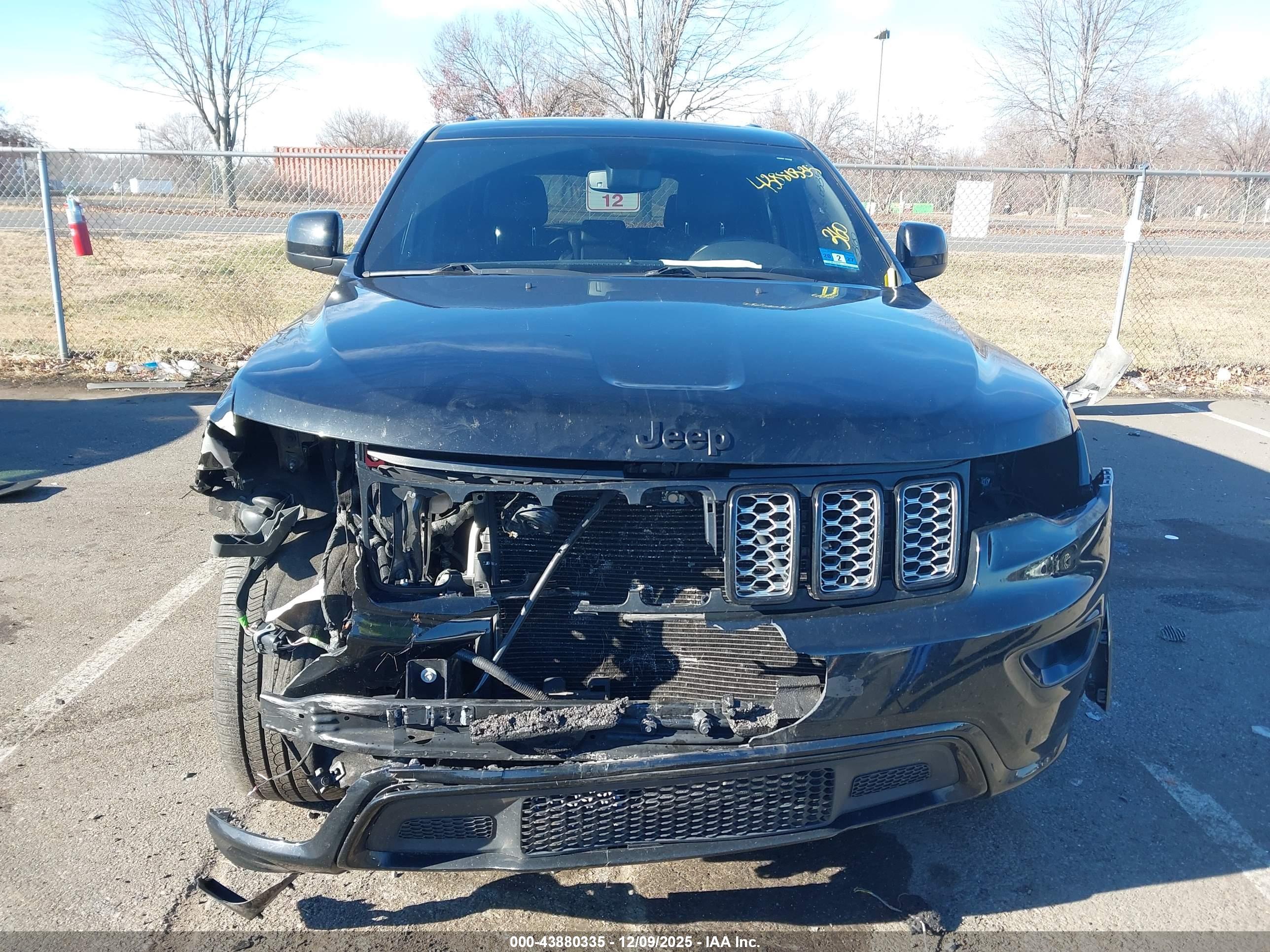 JEEP GRAND image 6