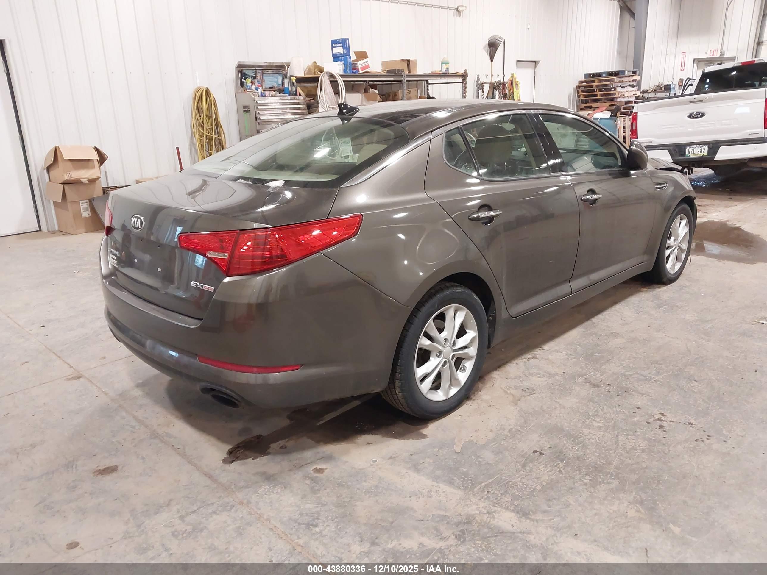 KIA OPTIMA image 4