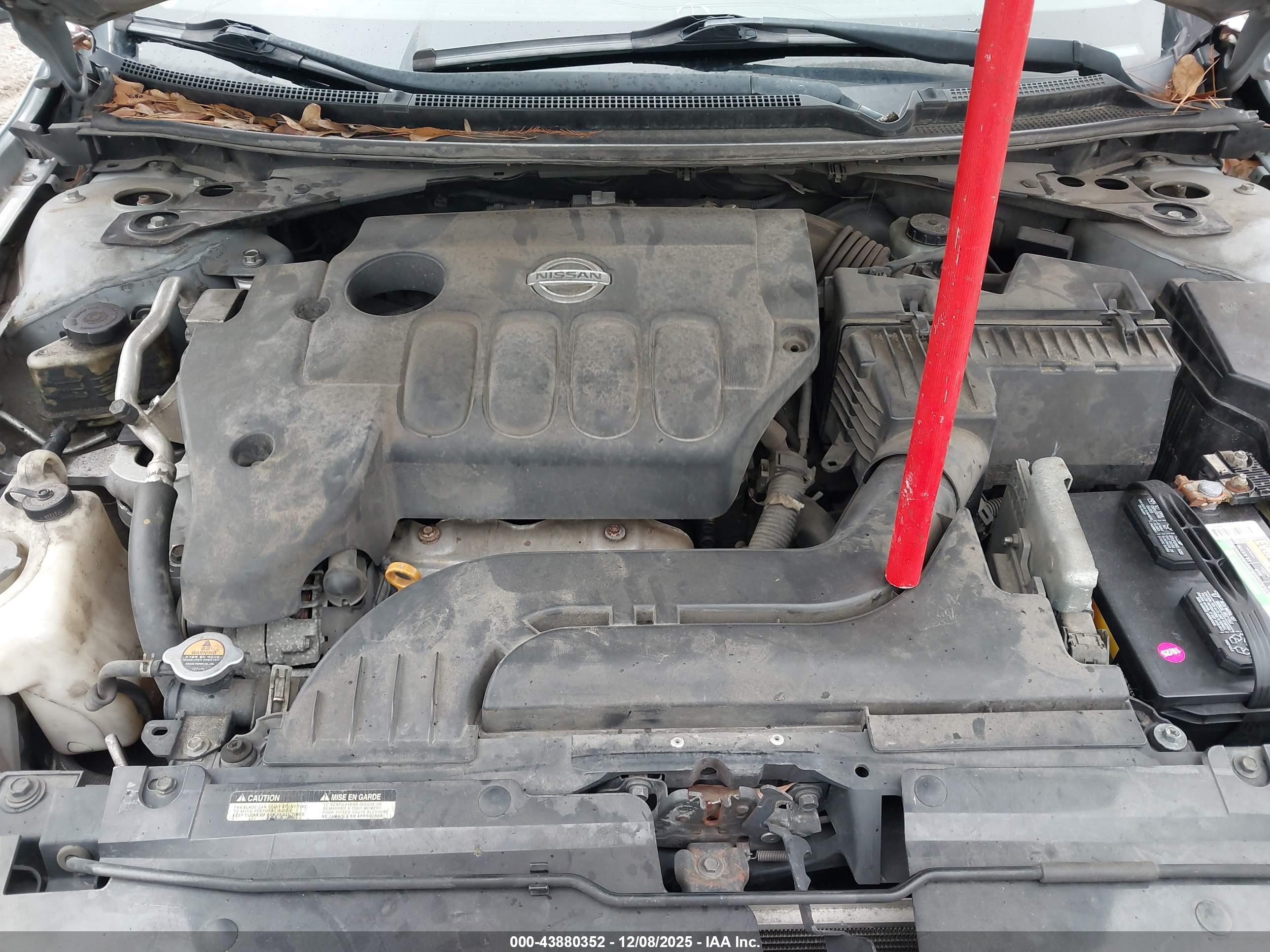 NISSAN ALTIMA image 10