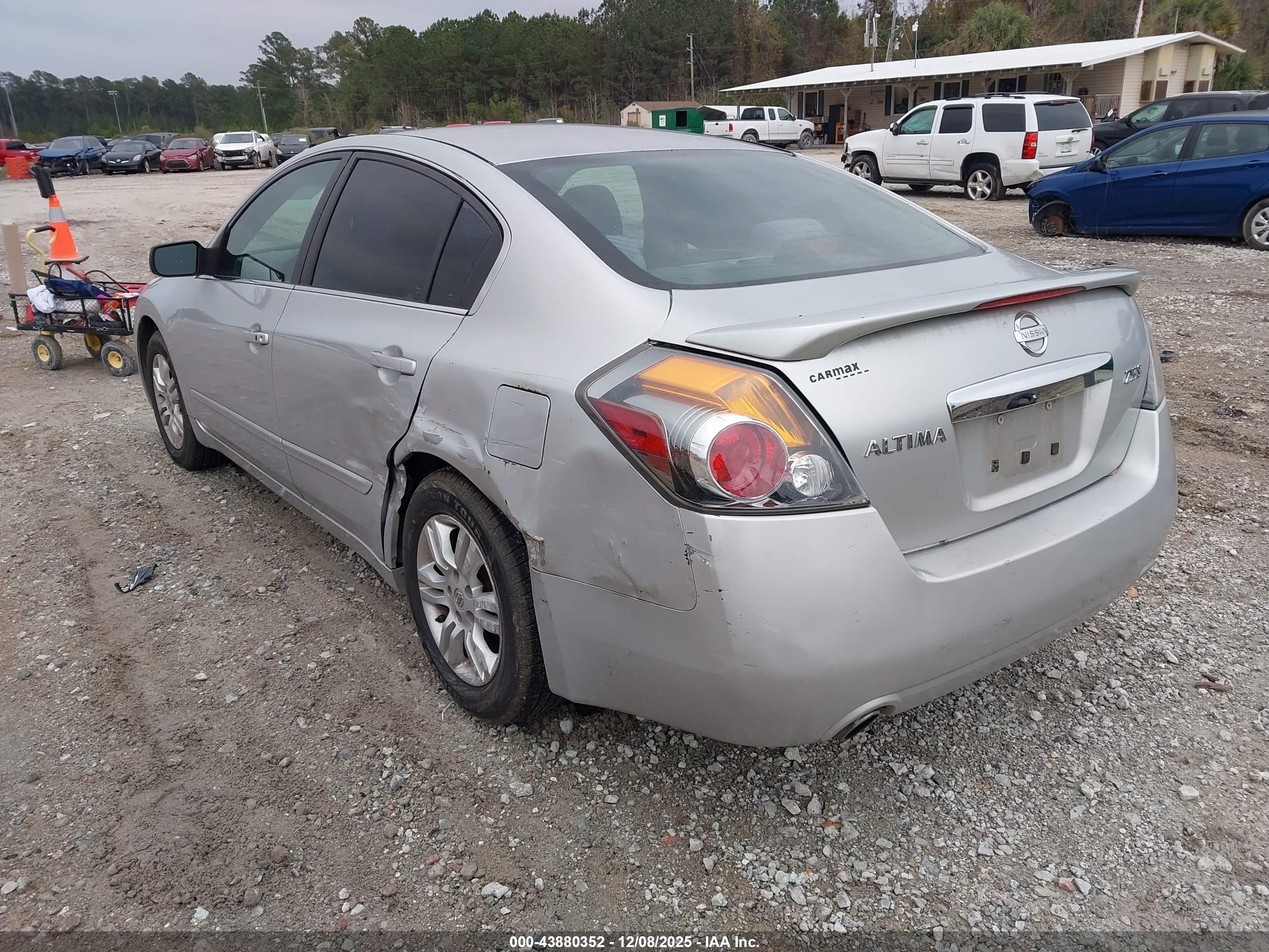 NISSAN ALTIMA image 3