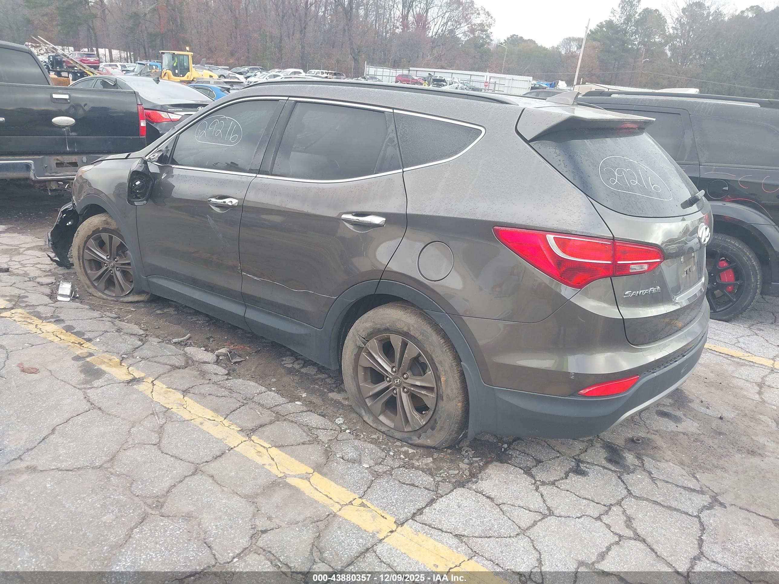 HYUNDAI SANTA image 3
