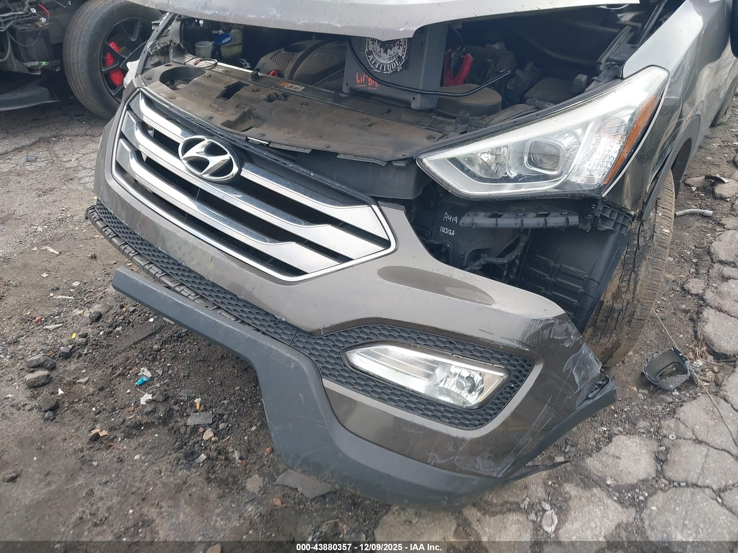 HYUNDAI SANTA image 6