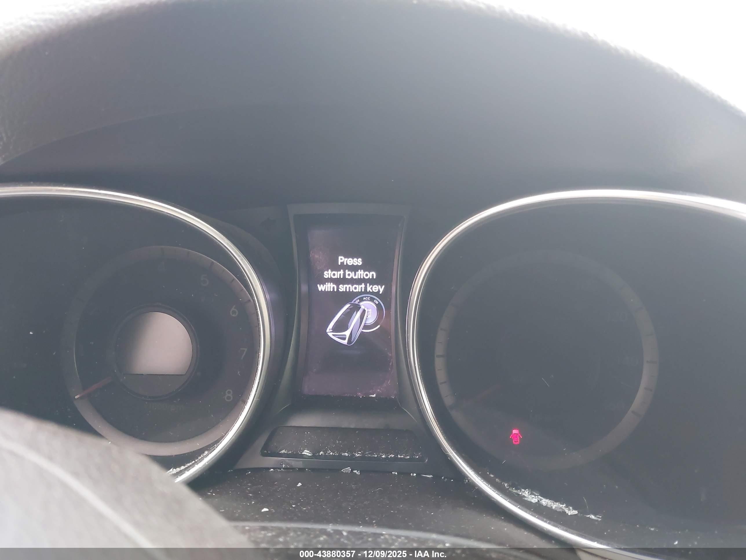 HYUNDAI SANTA image 7