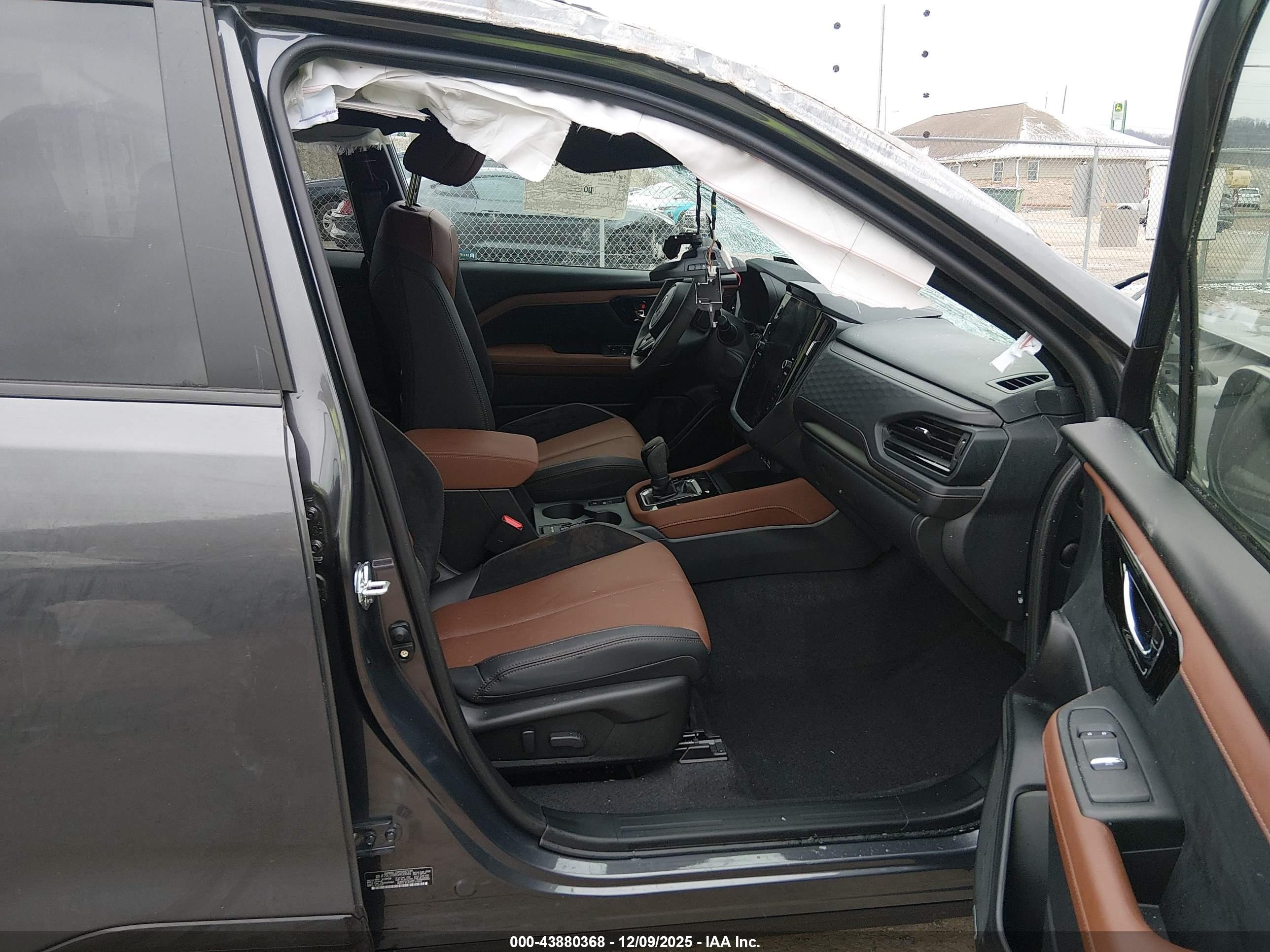 SUBARU FORESTER image 5