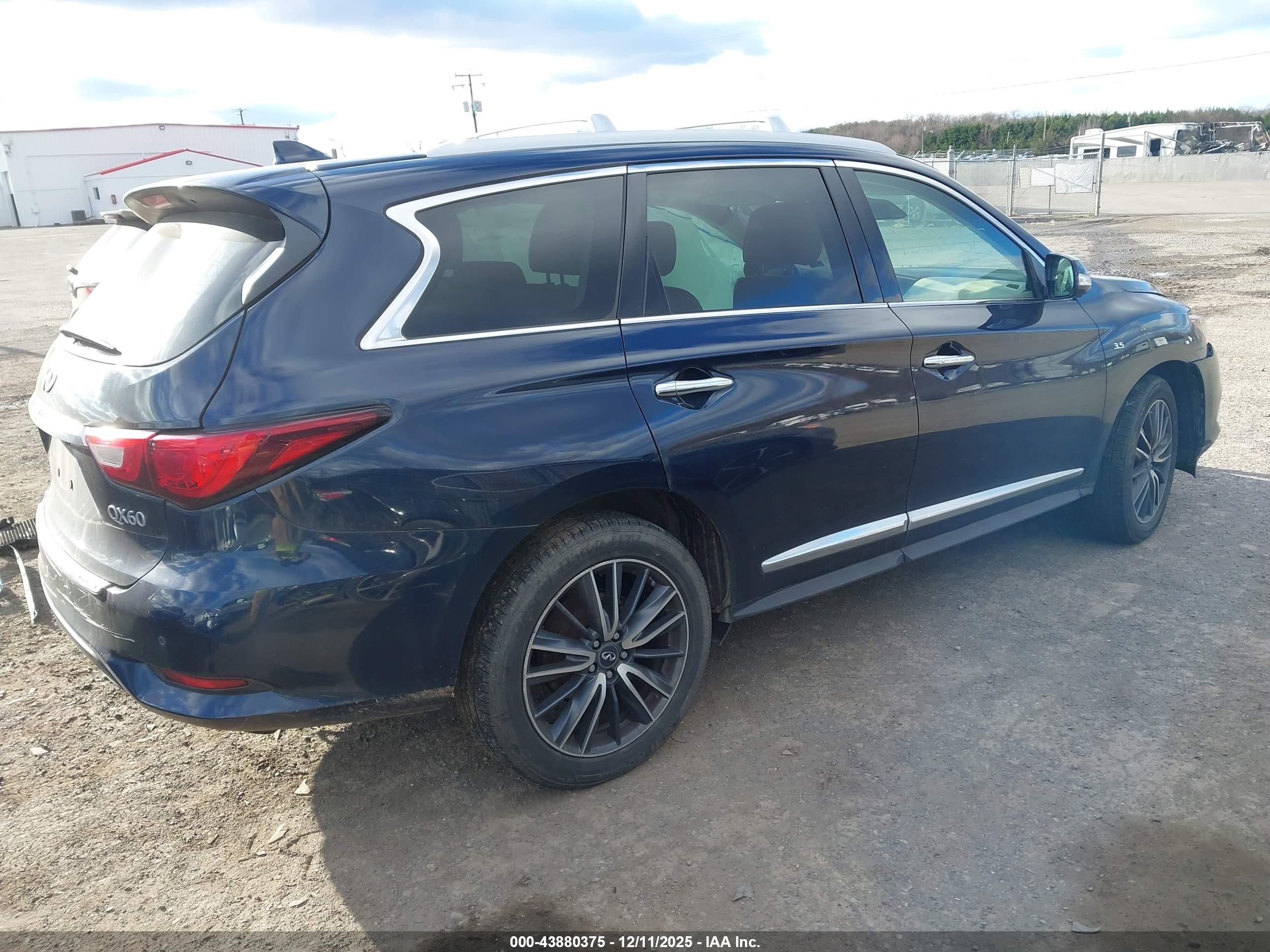 INFINITI QX60 image 4