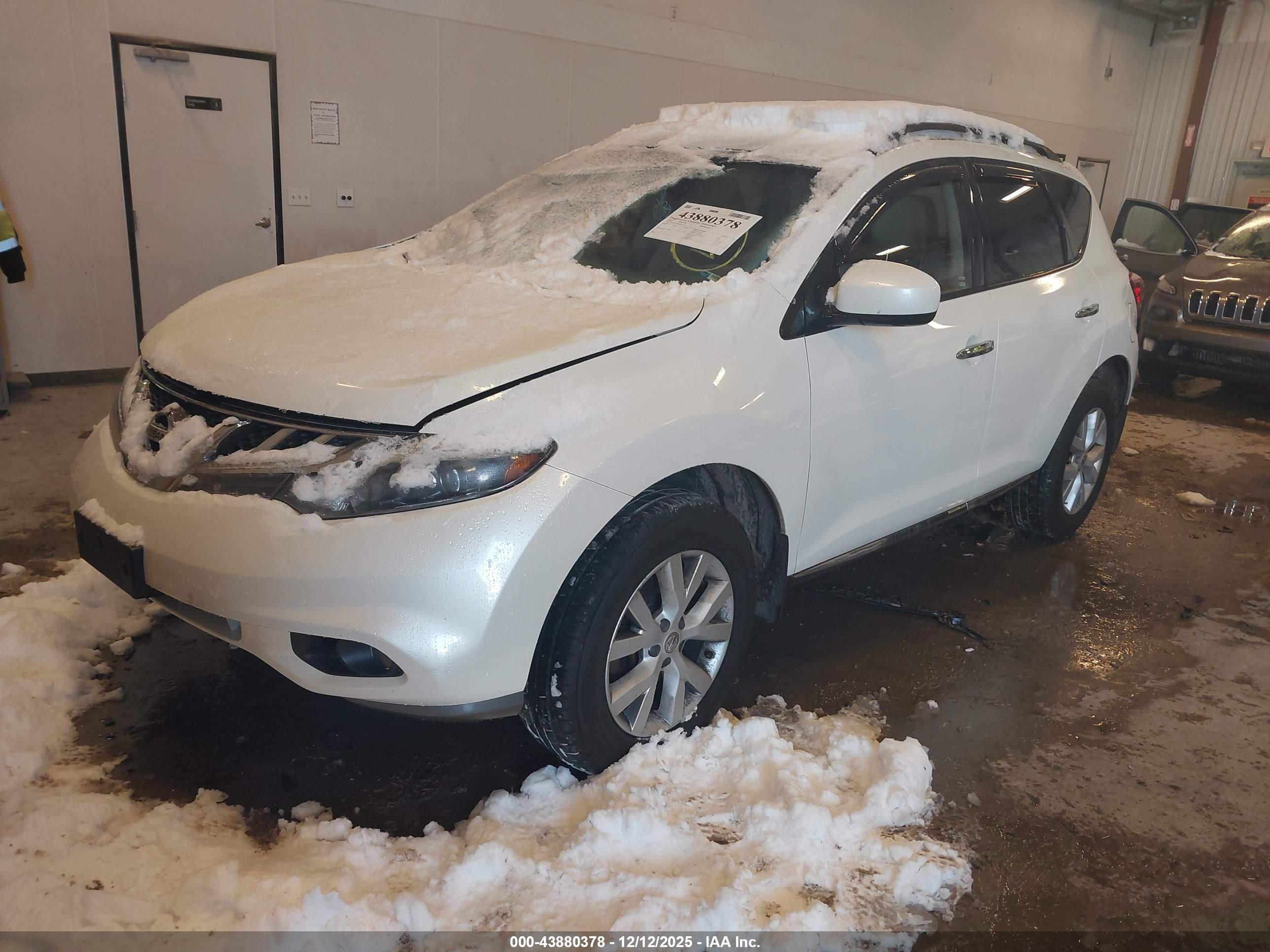 NISSAN MURANO image 2