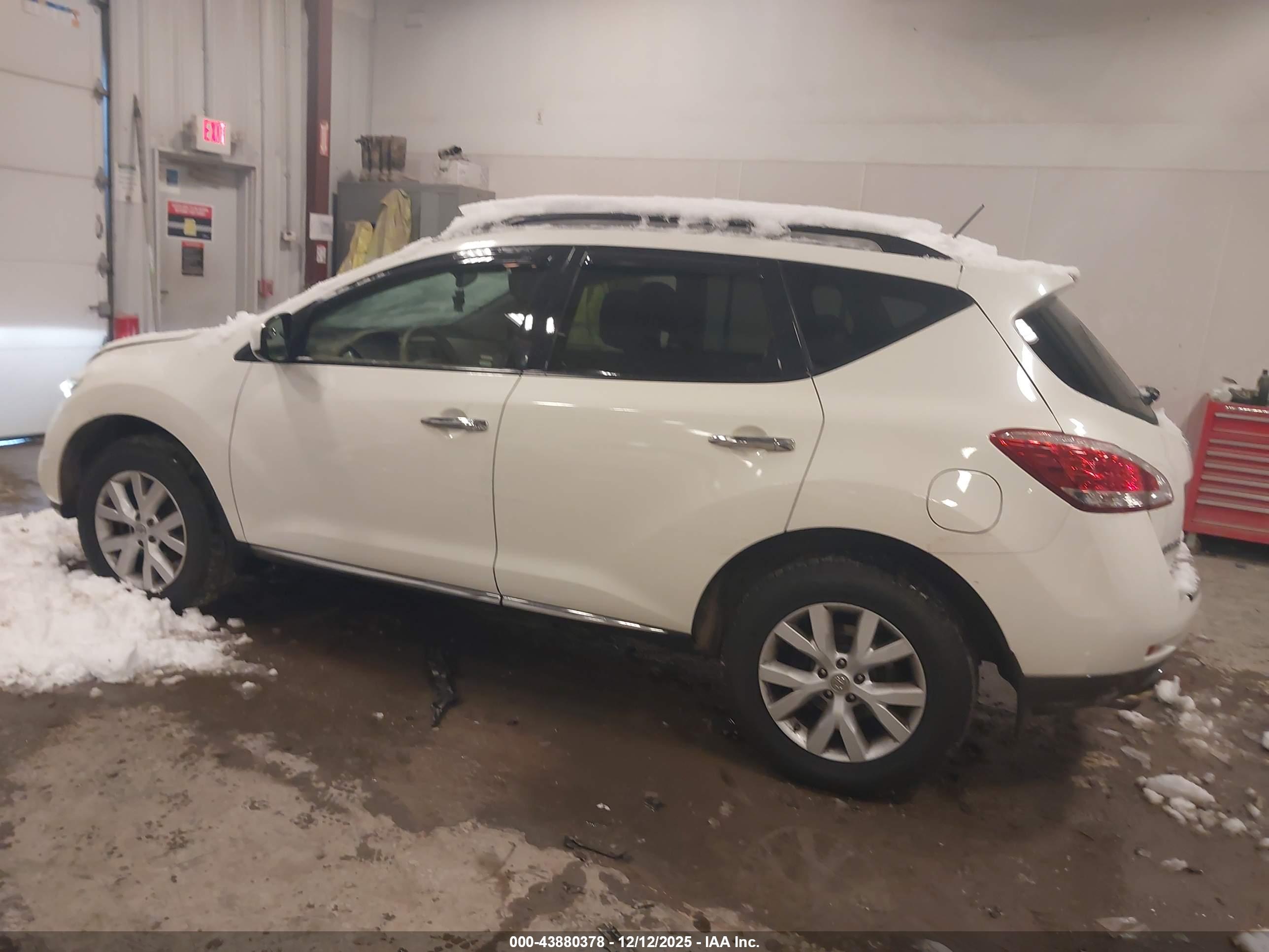 NISSAN MURANO image 3