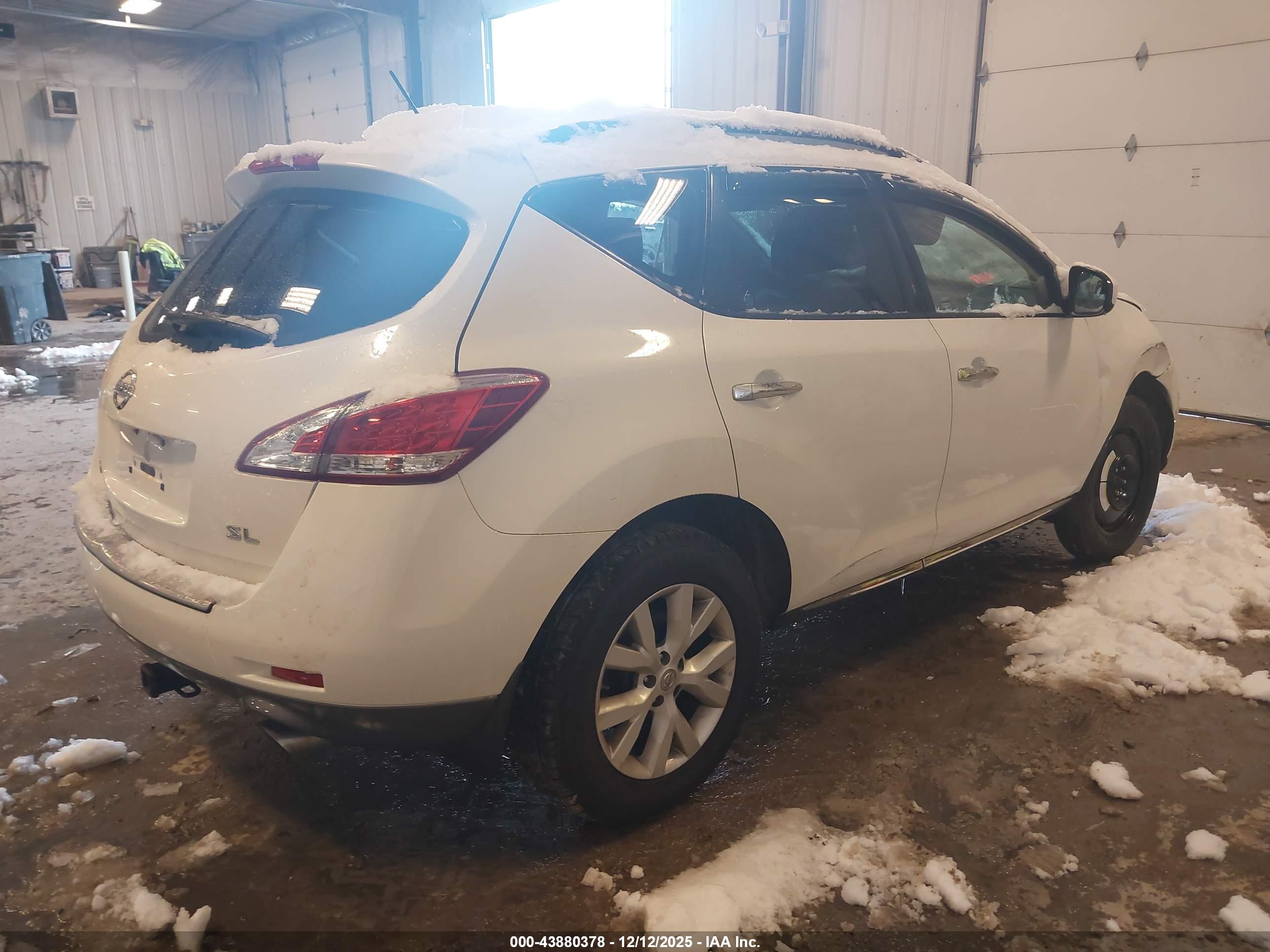 NISSAN MURANO image 4