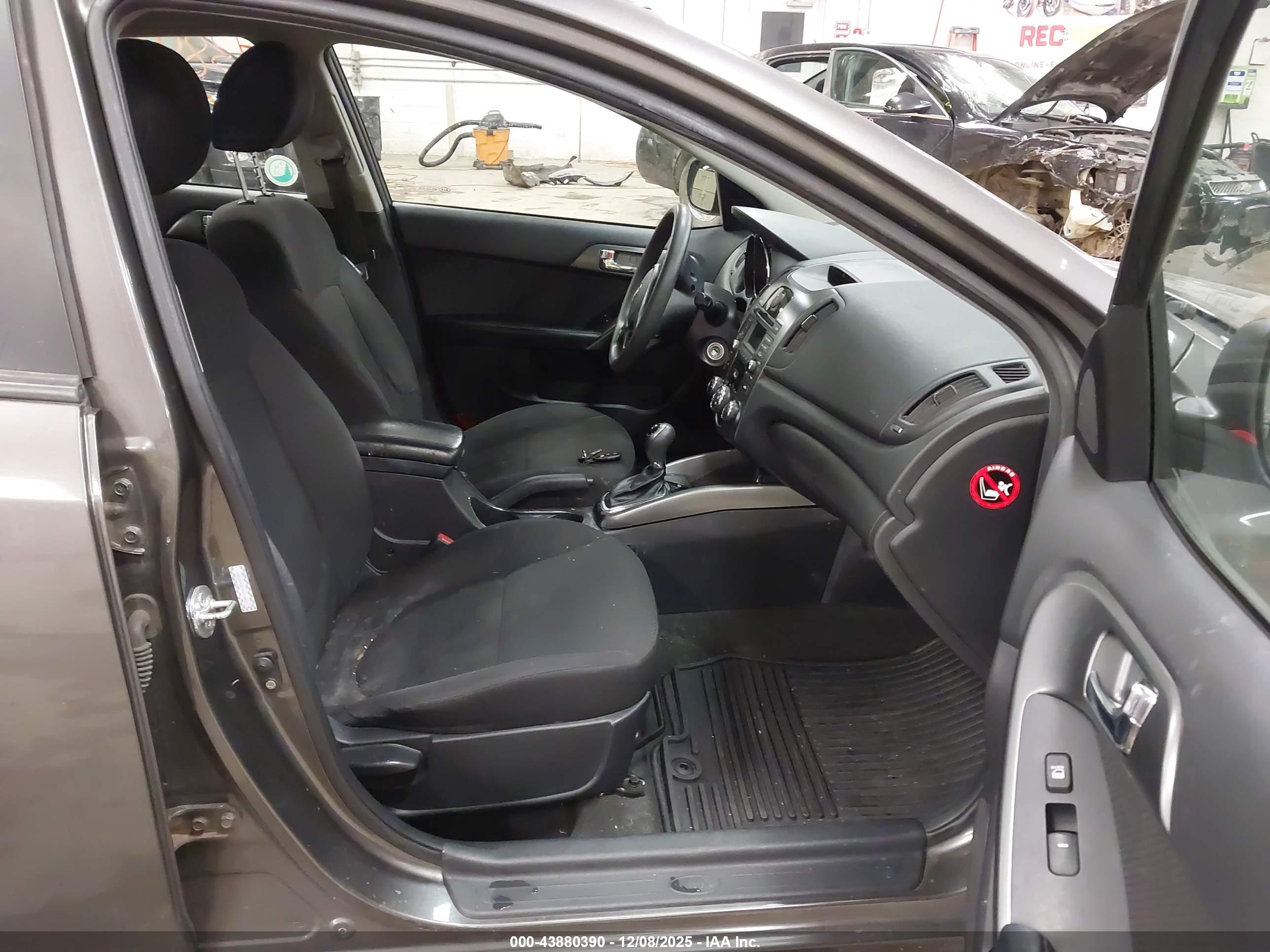 KIA FORTE image 5