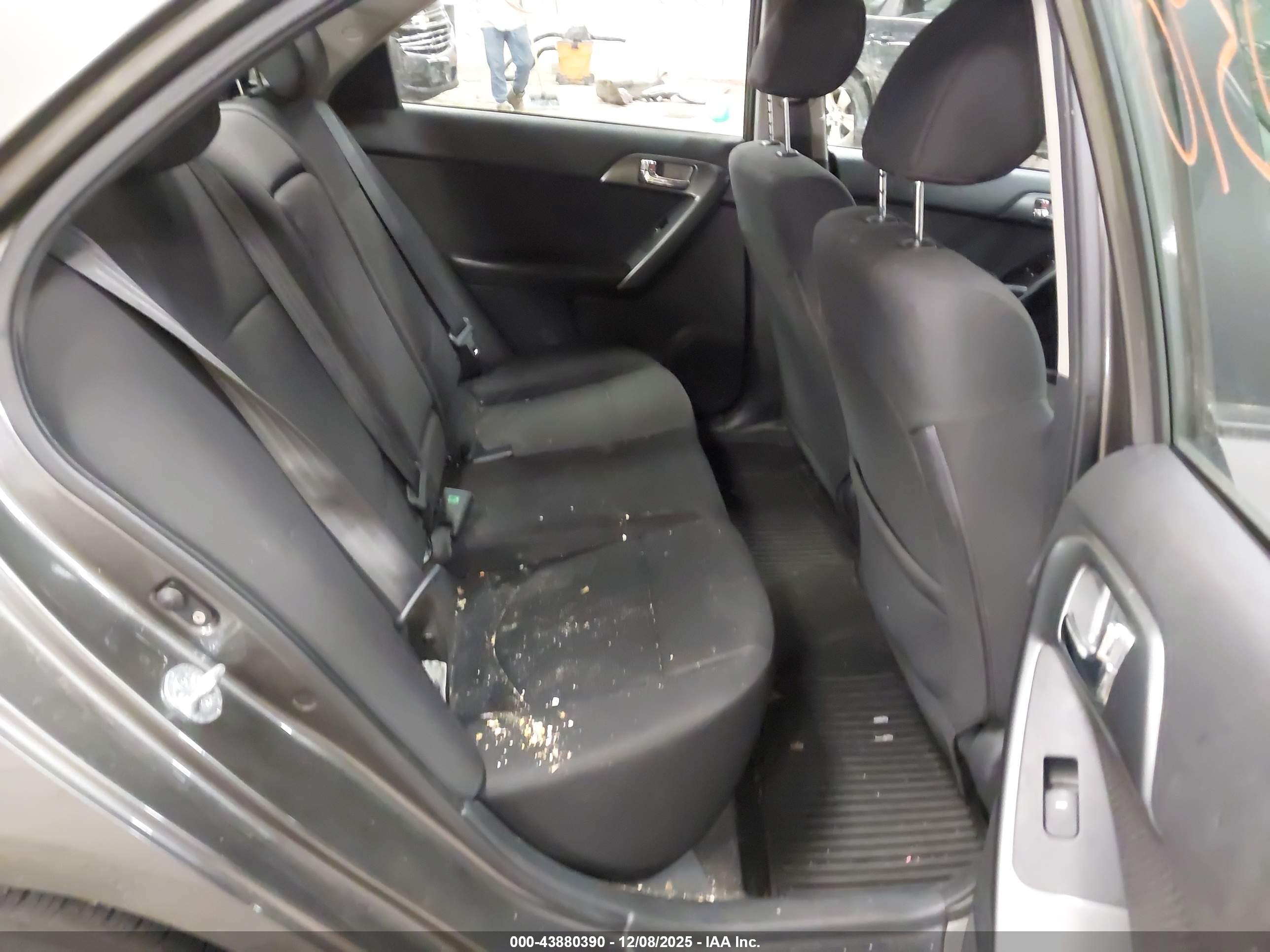 KIA FORTE image 8