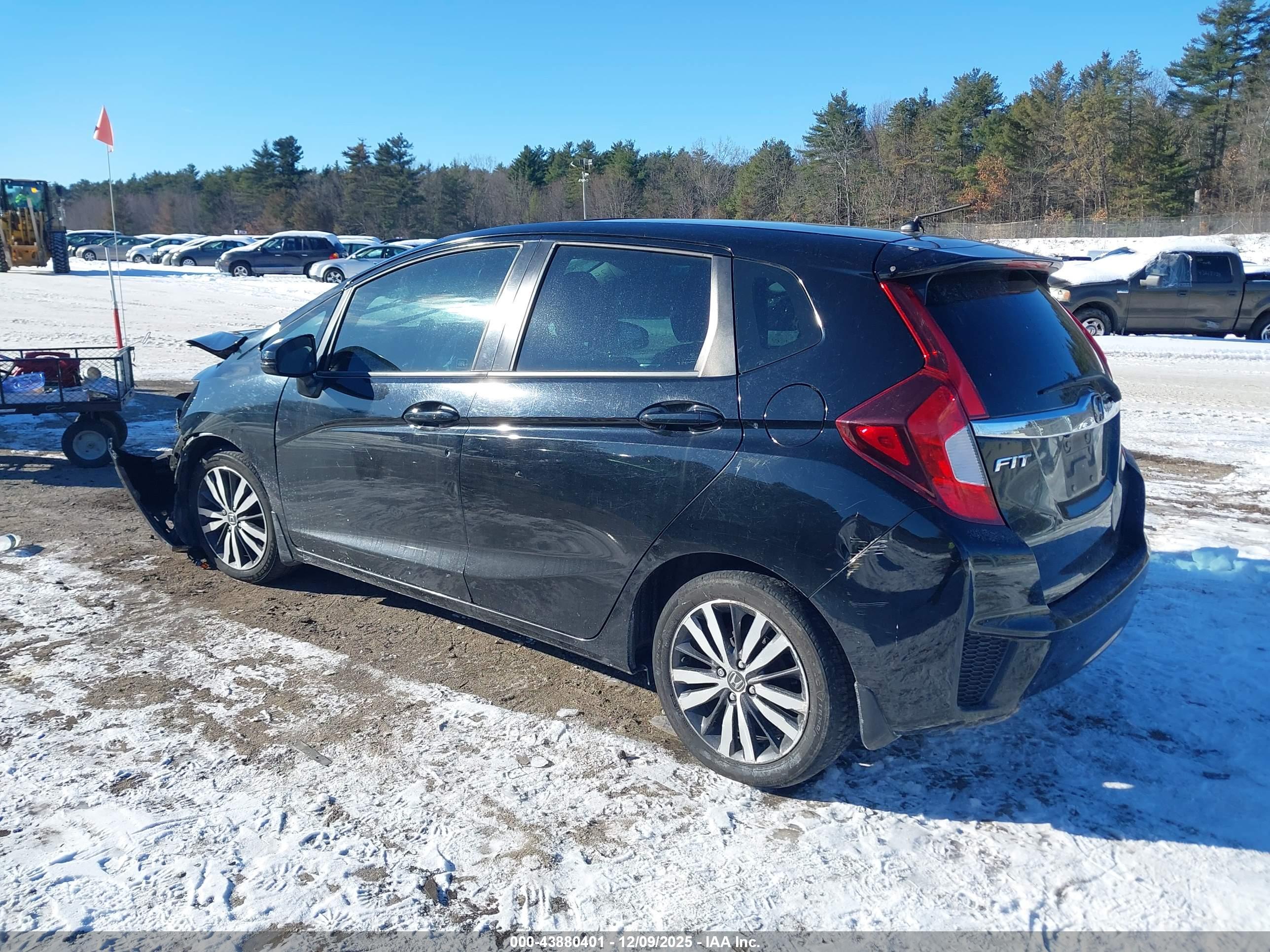 HONDA FIT image 3