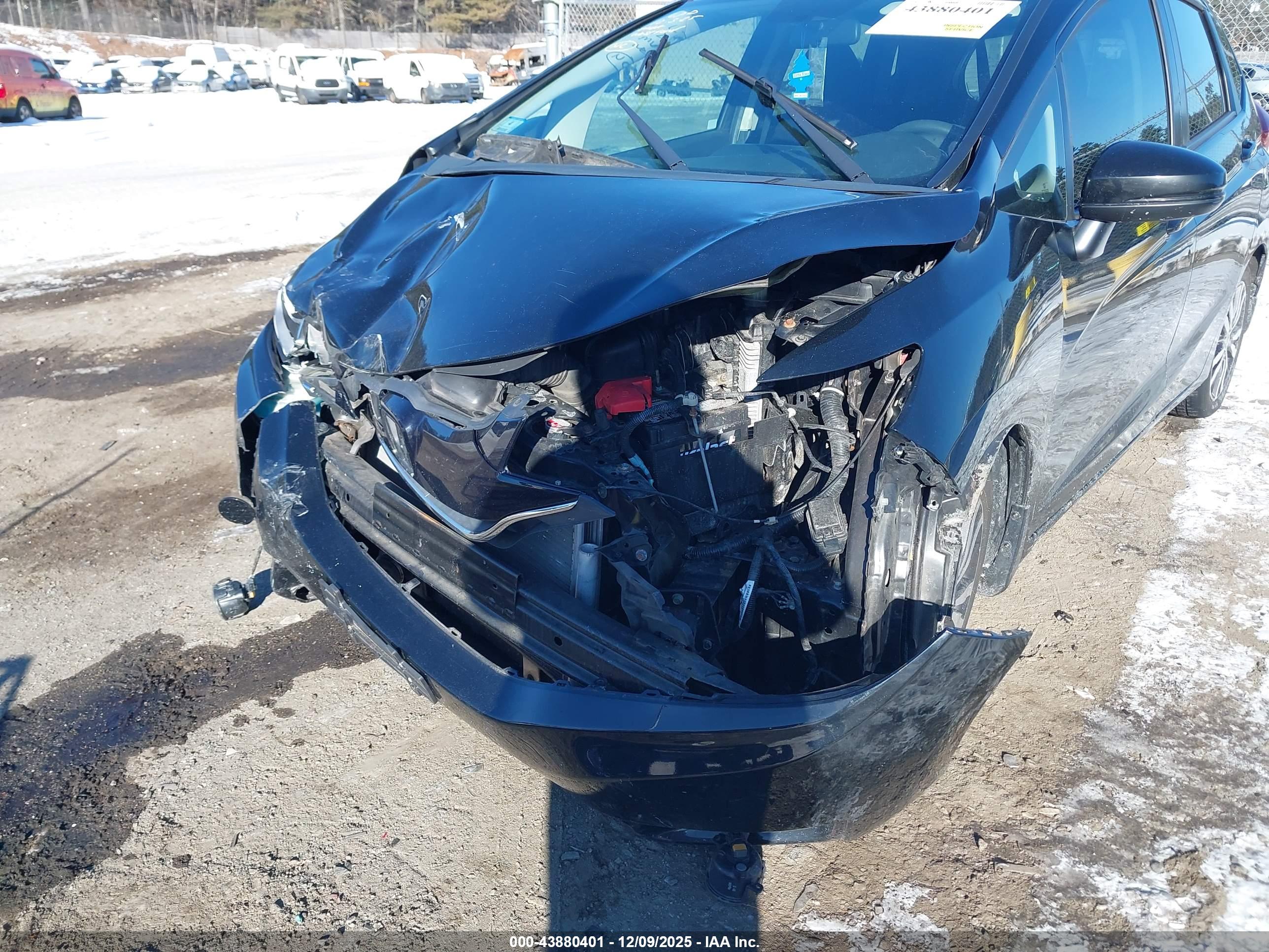 HONDA FIT image 6