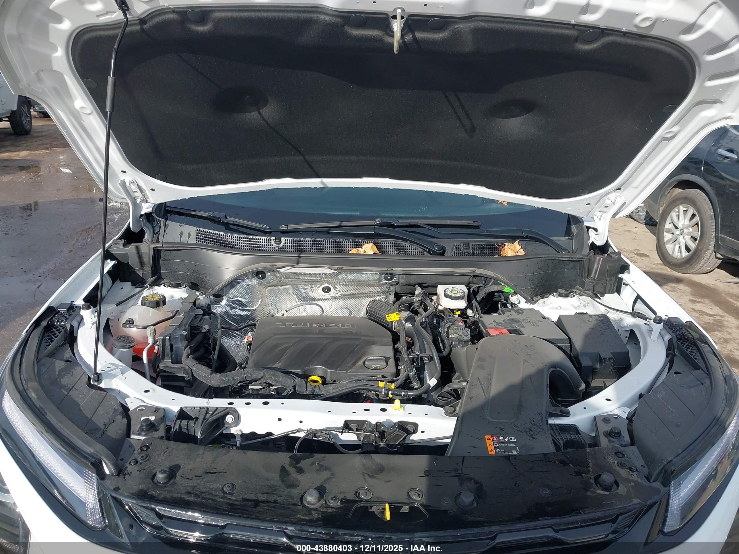 CHEVROLET TRAX image 10
