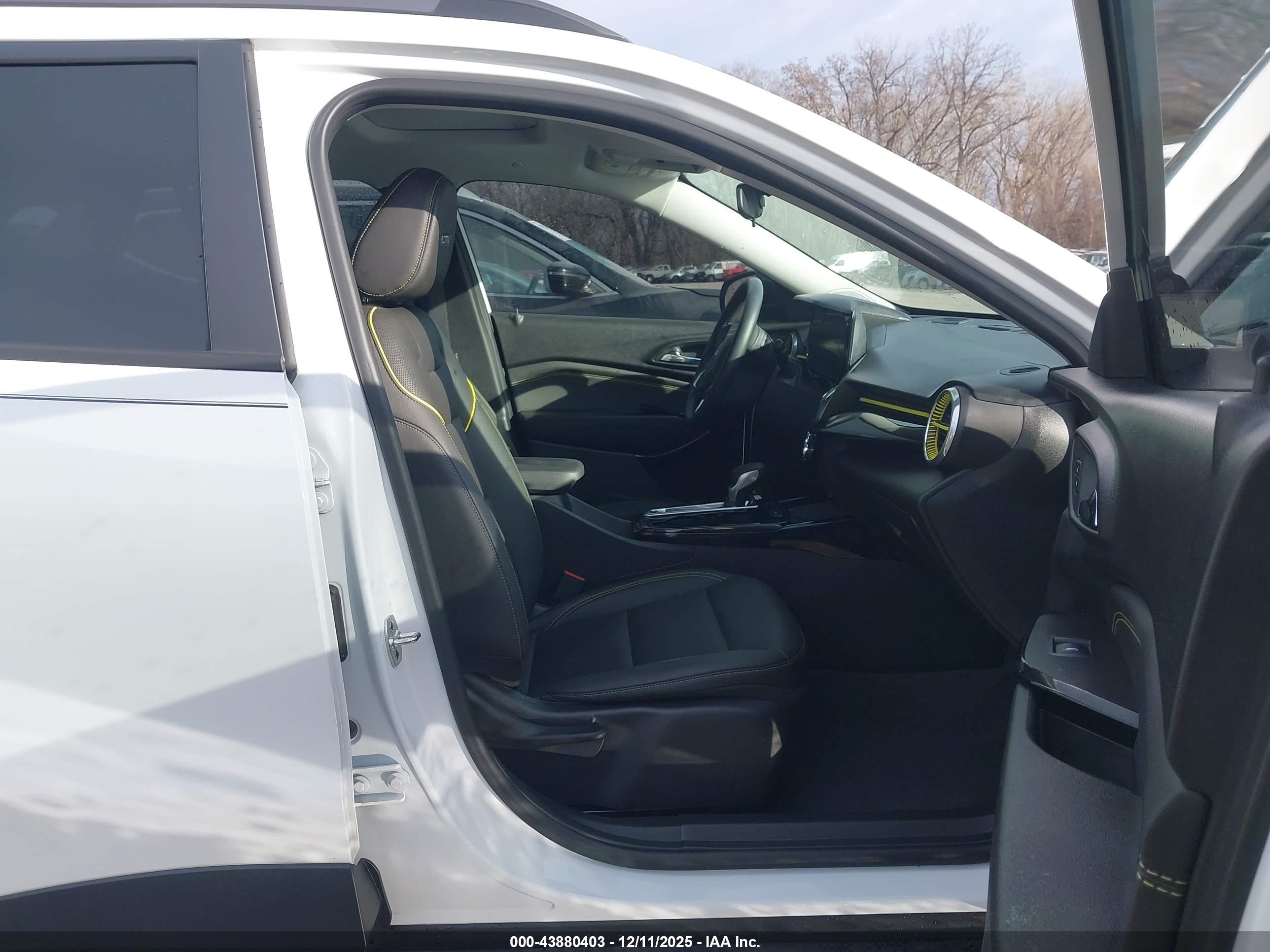 CHEVROLET TRAX image 5