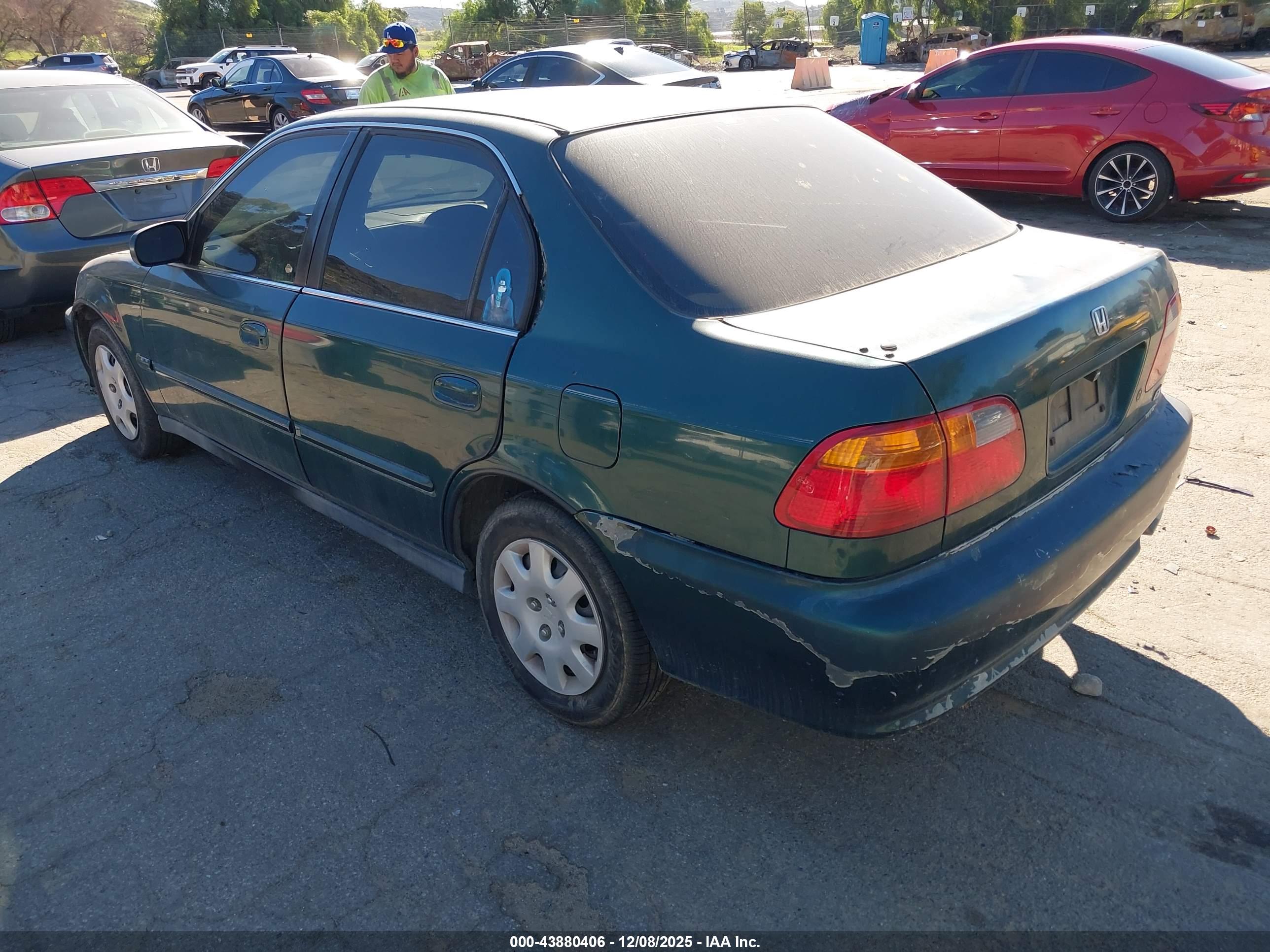 HONDA CIVIC image 3