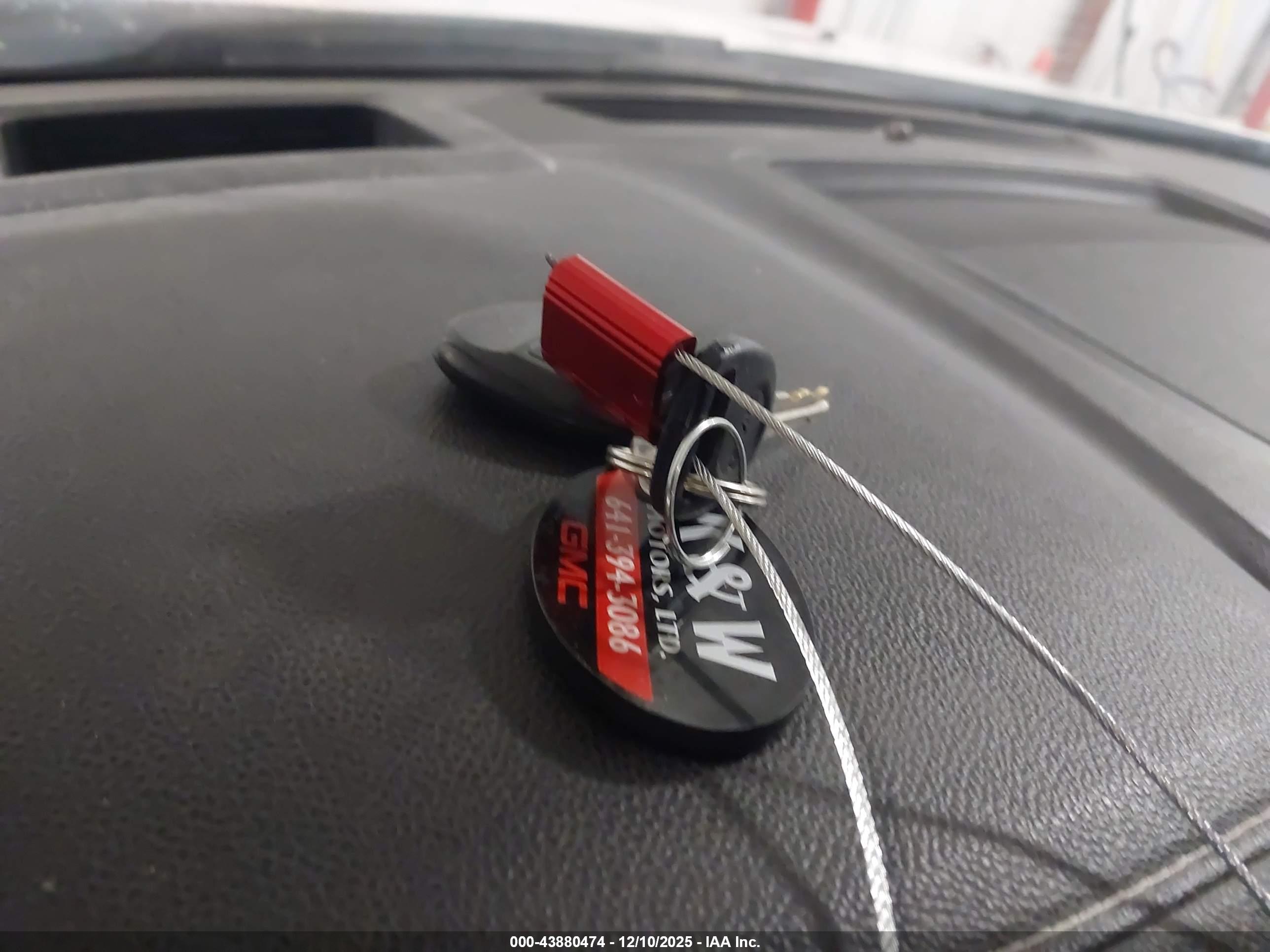 GMC ACADIA image 11