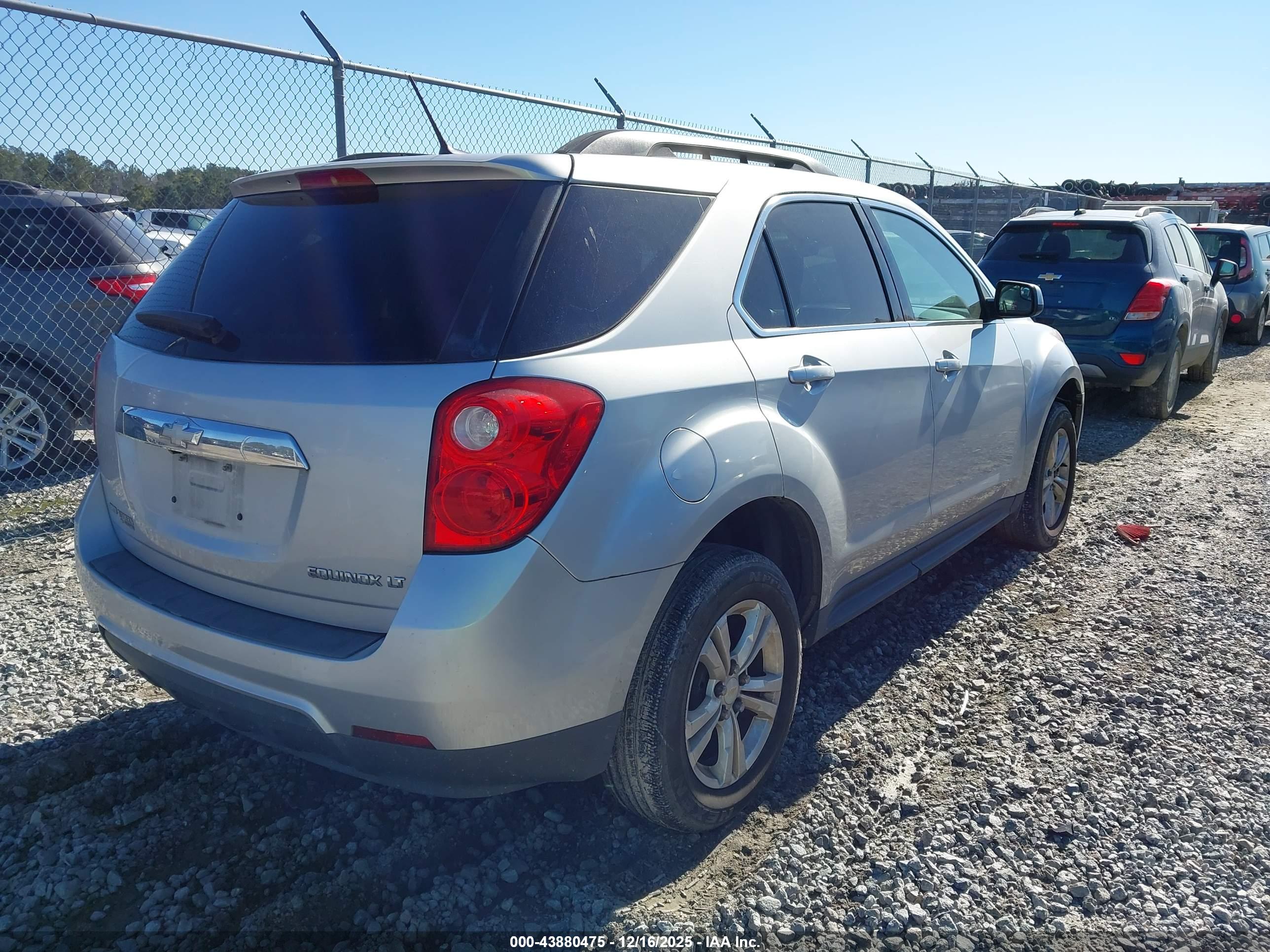 CHEVROLET EQUINOX image 4
