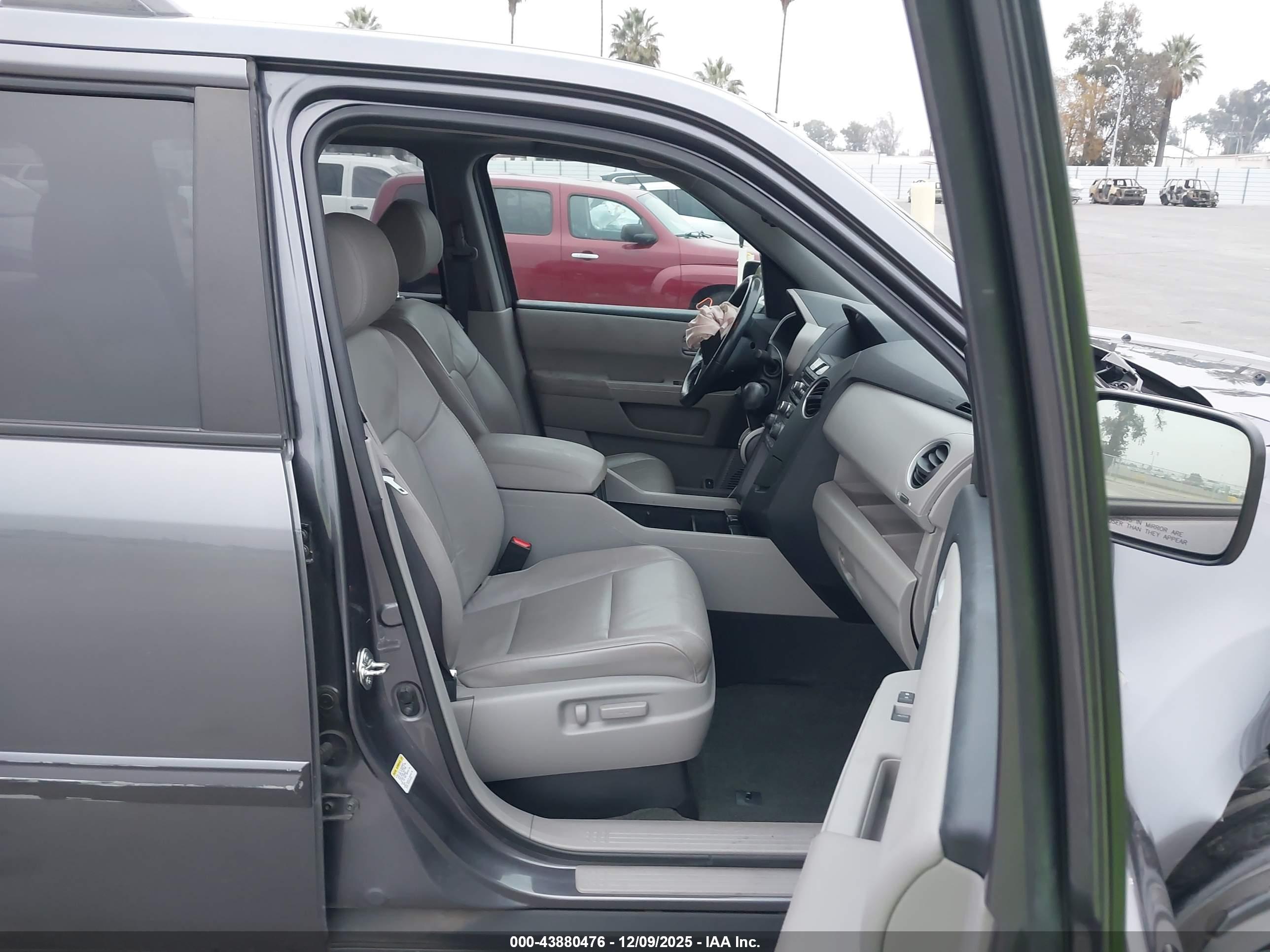 HONDA PILOT image 5