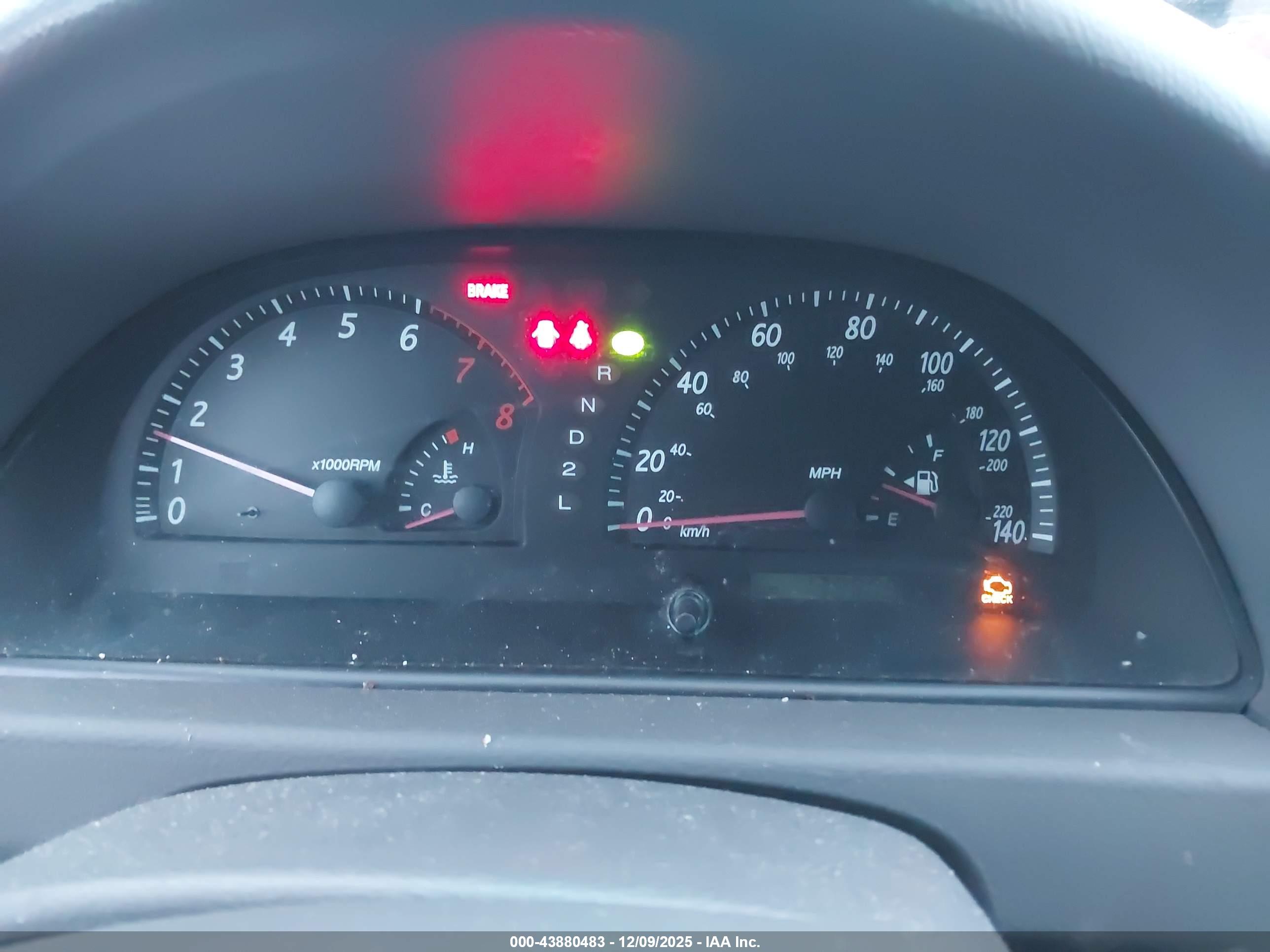 TOYOTA CAMRY image 7