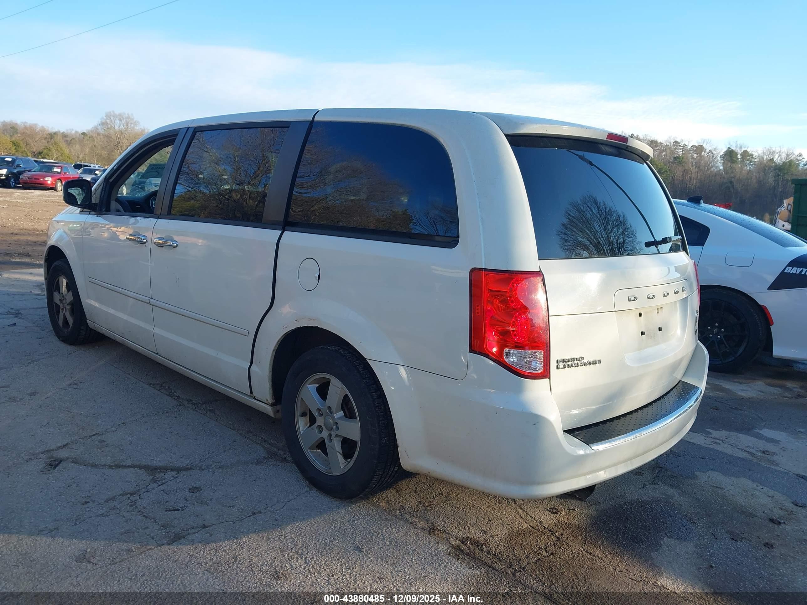 DODGE GRAND image 3
