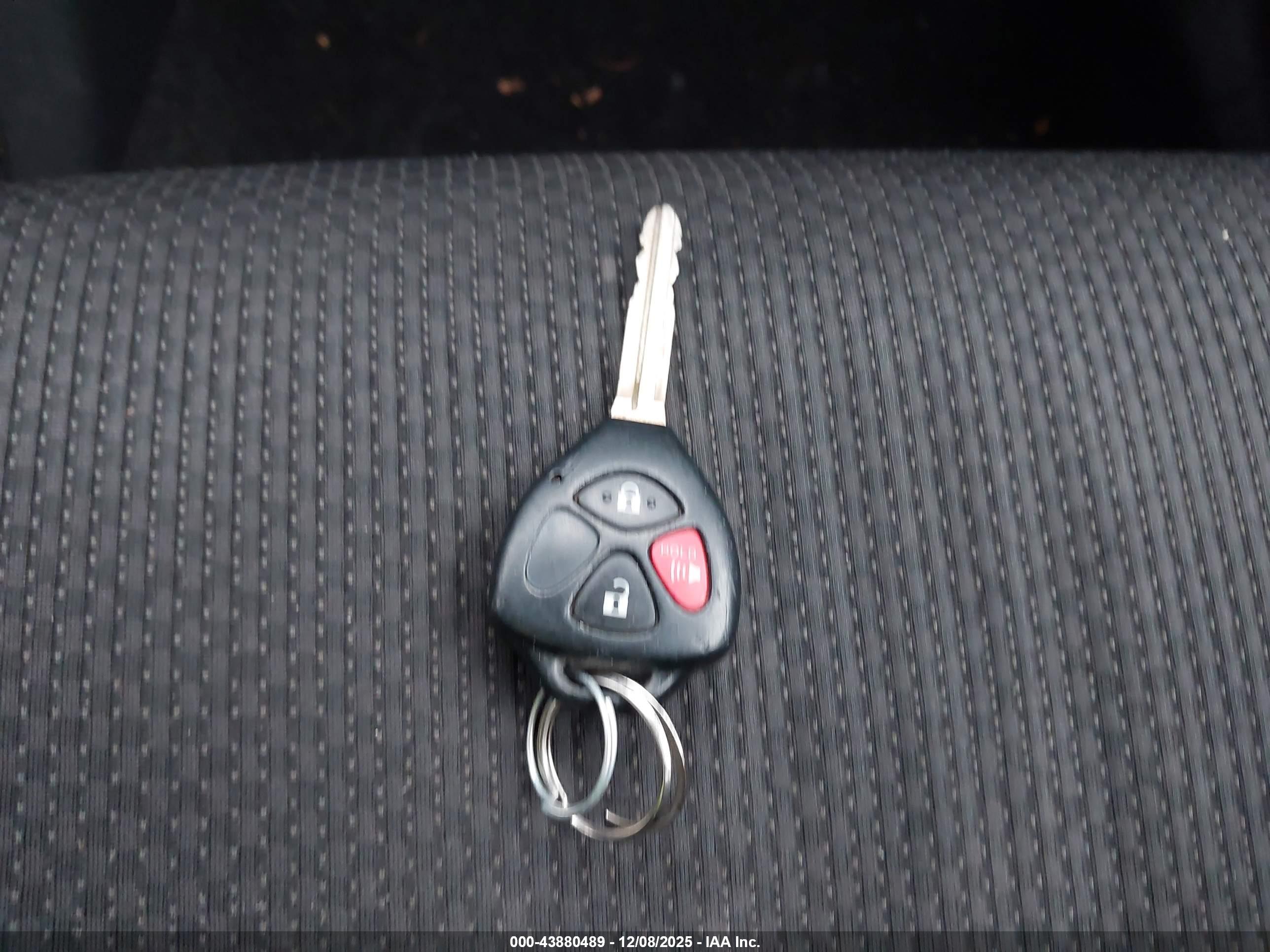 SCION XB image 11