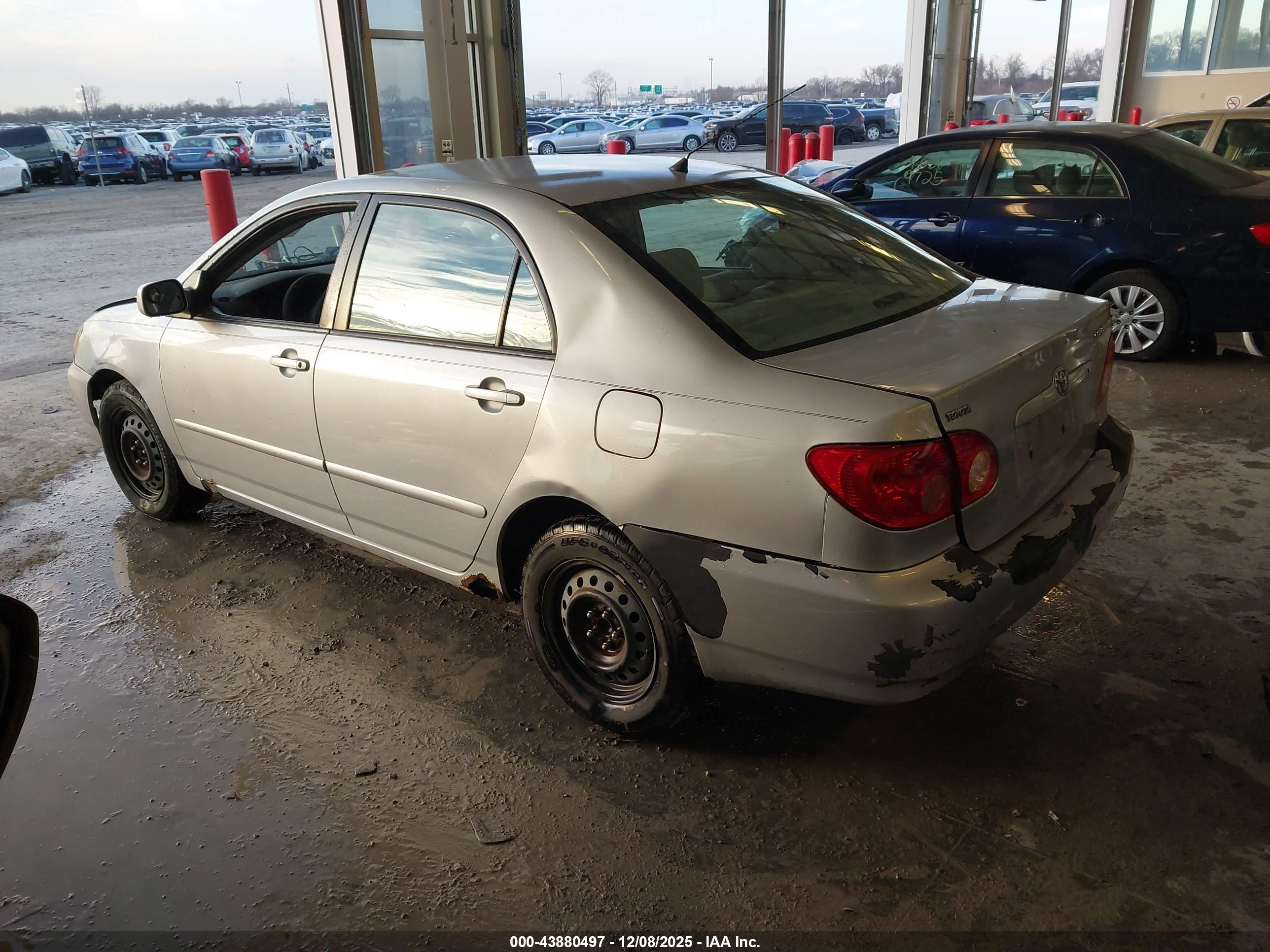 TOYOTA COROLLA image 3