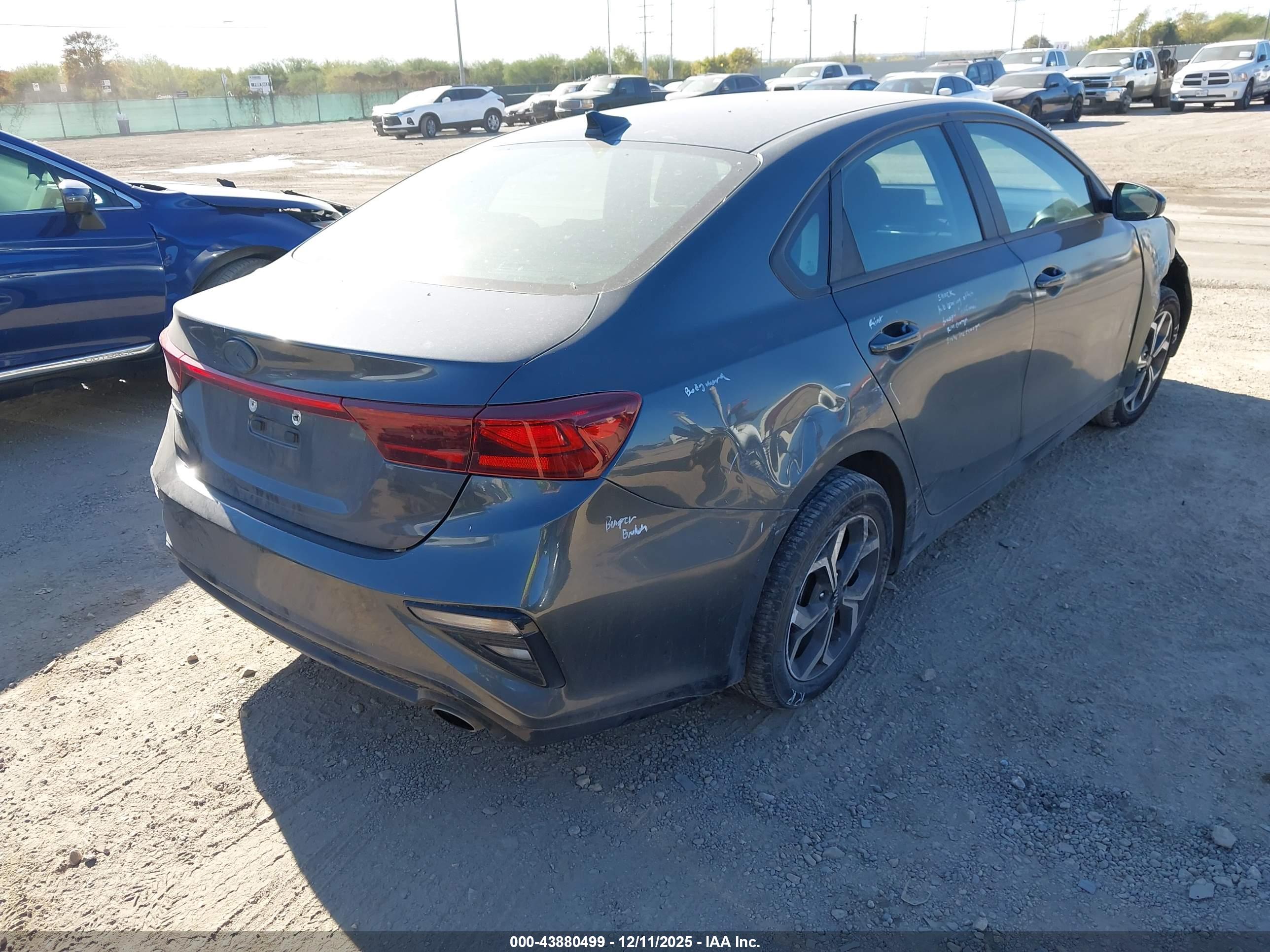 KIA FORTE image 4