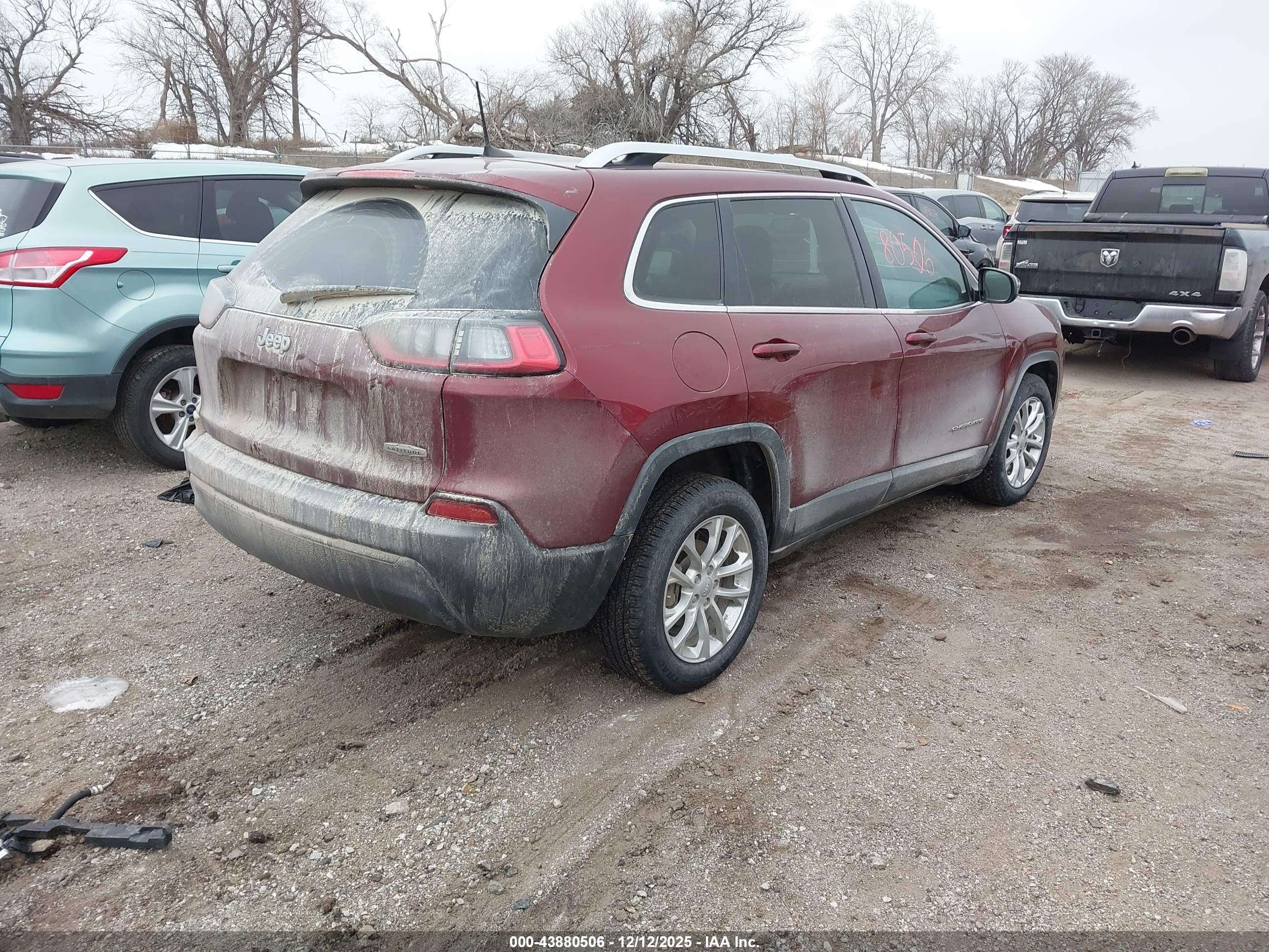 JEEP CHEROKEE image 4