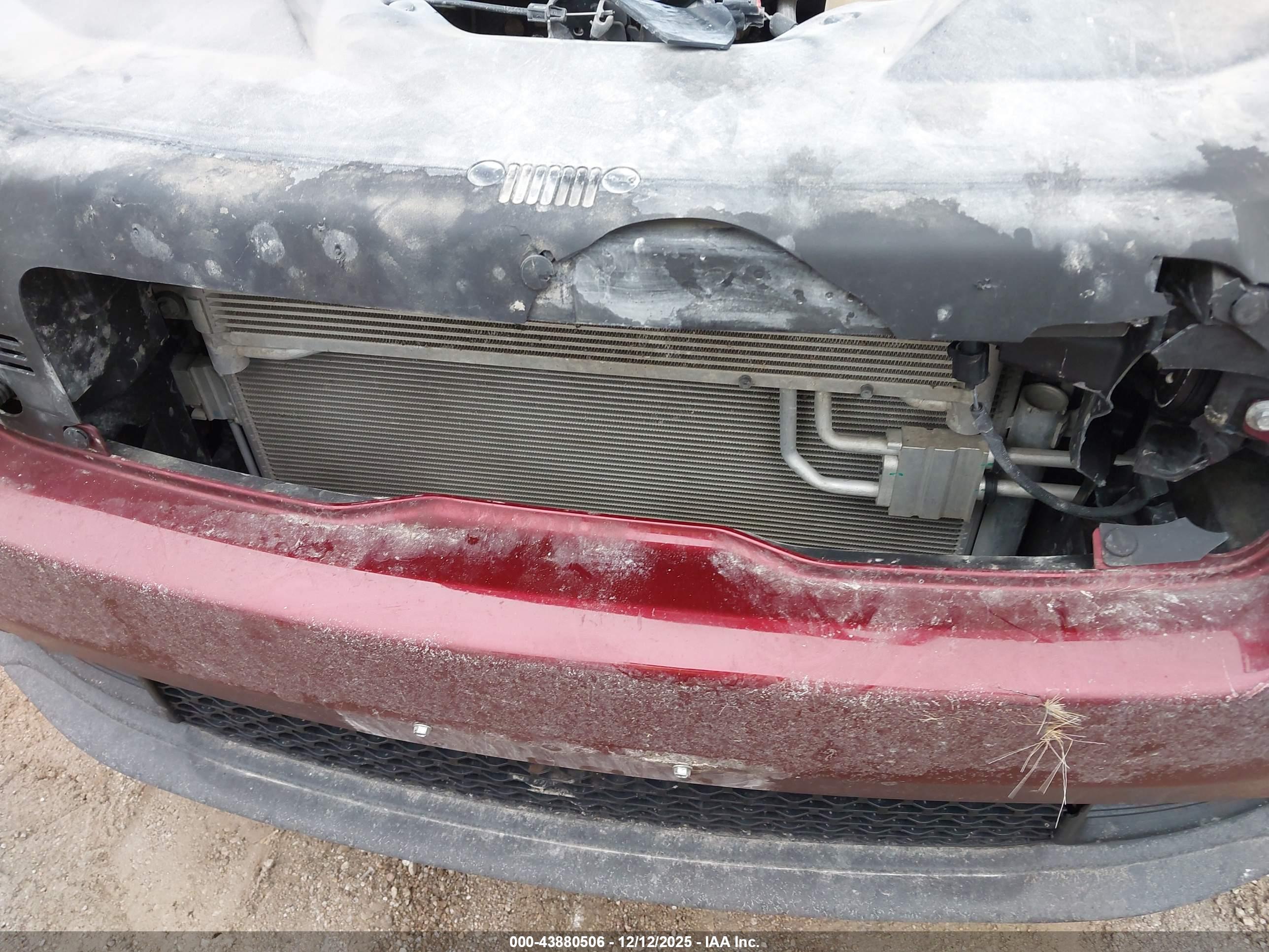 JEEP CHEROKEE image 6