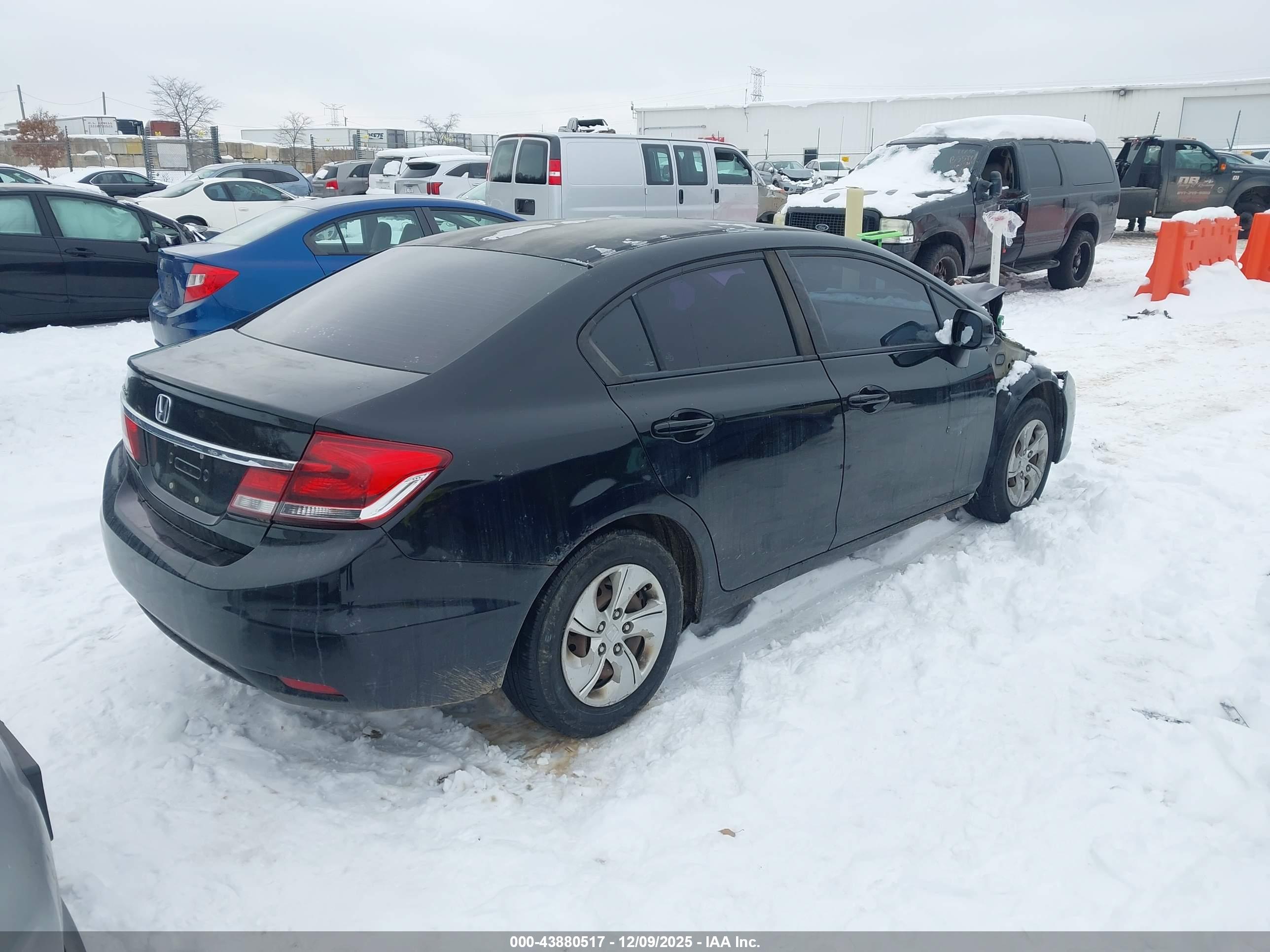 HONDA CIVIC image 4