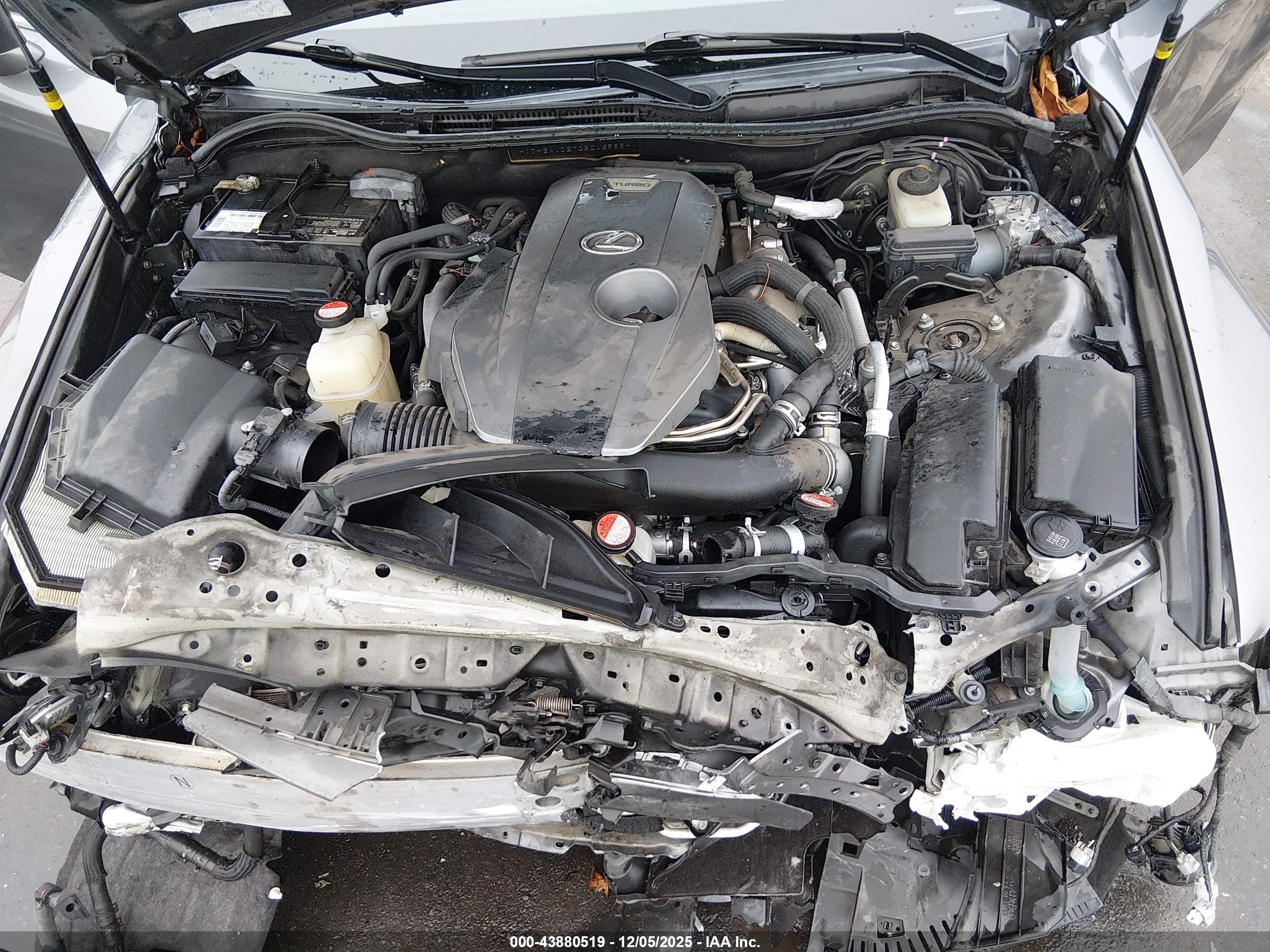 LEXUS IS image 10