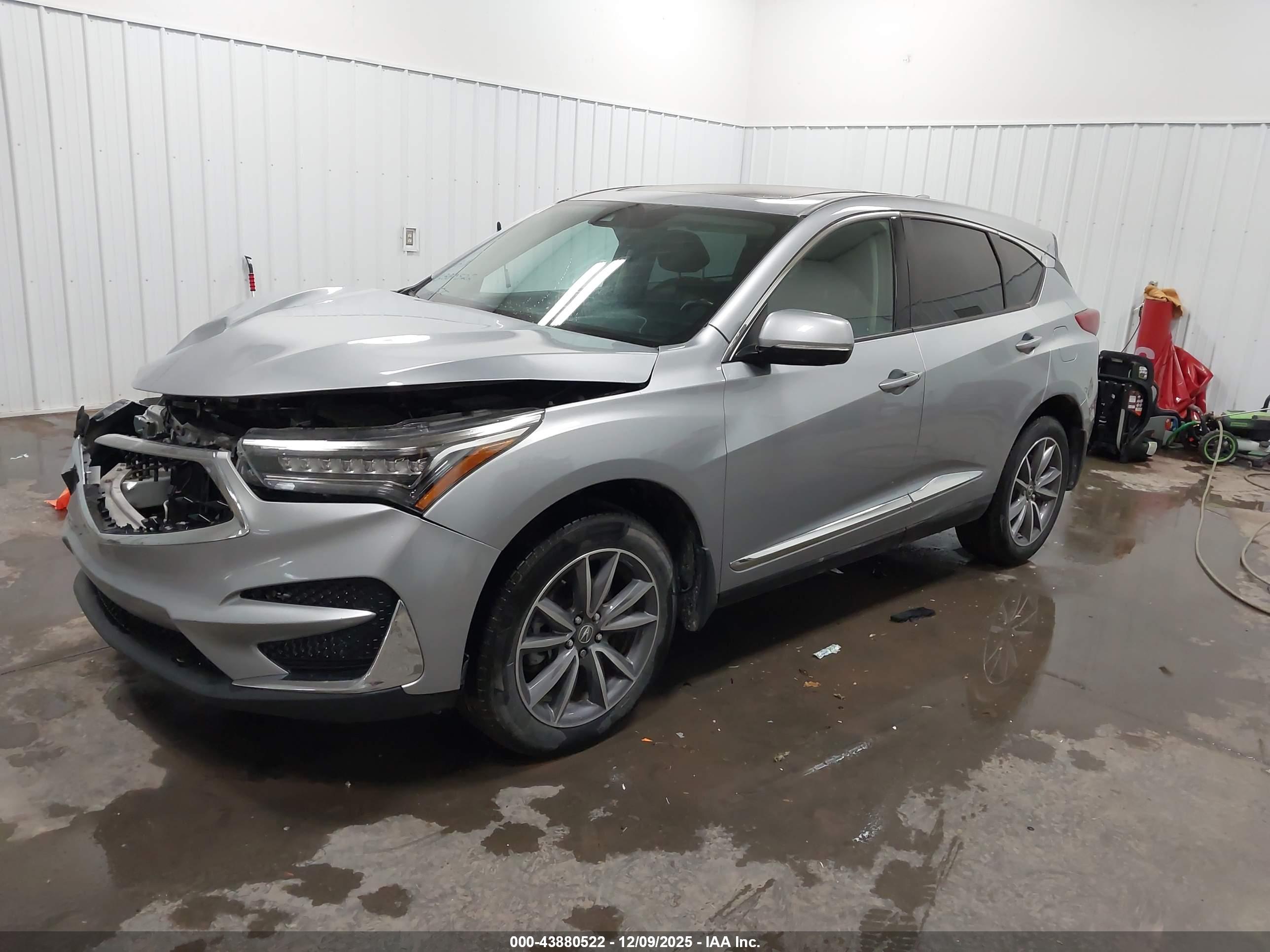 ACURA RDX image 2