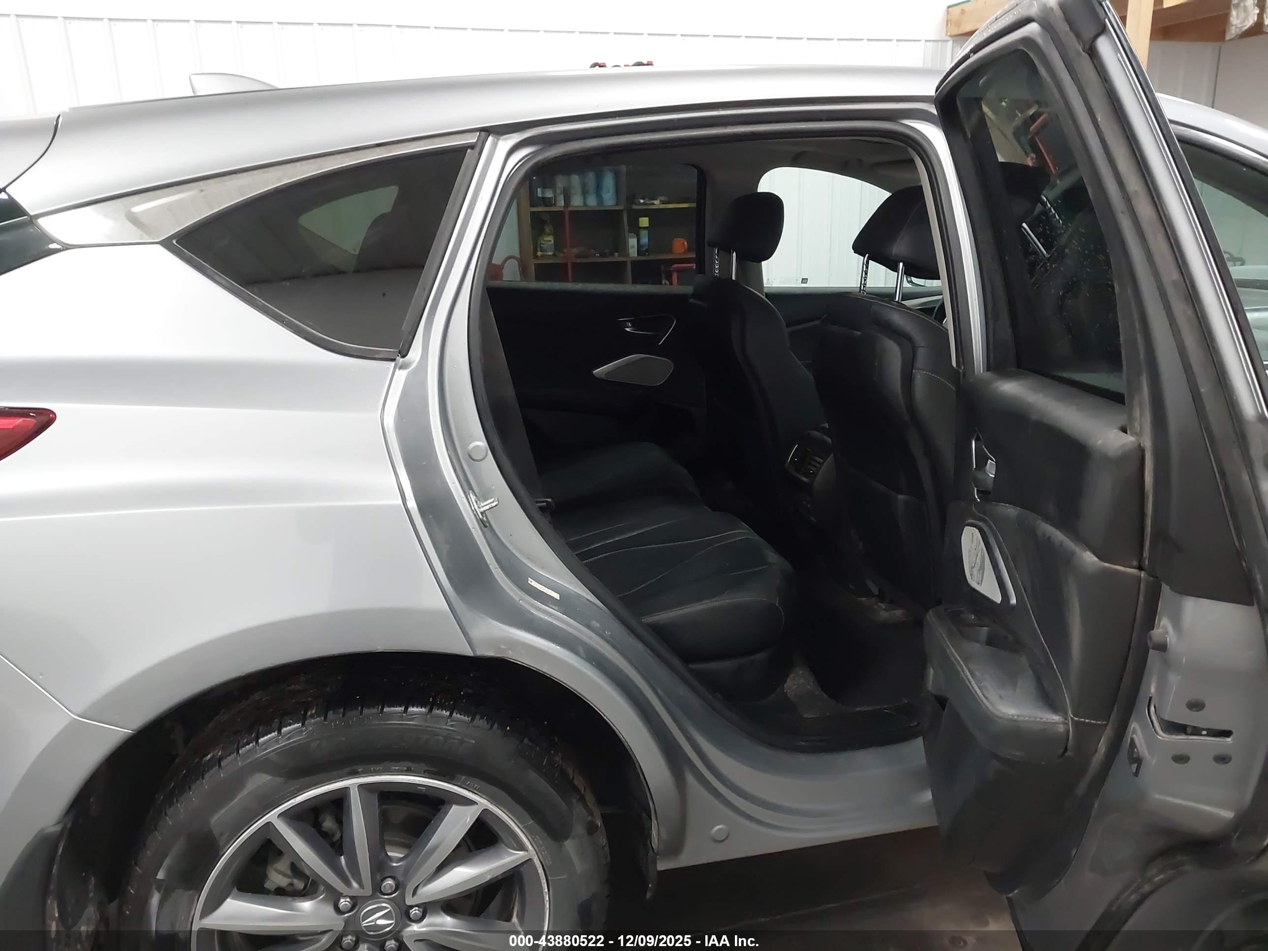 ACURA RDX image 8