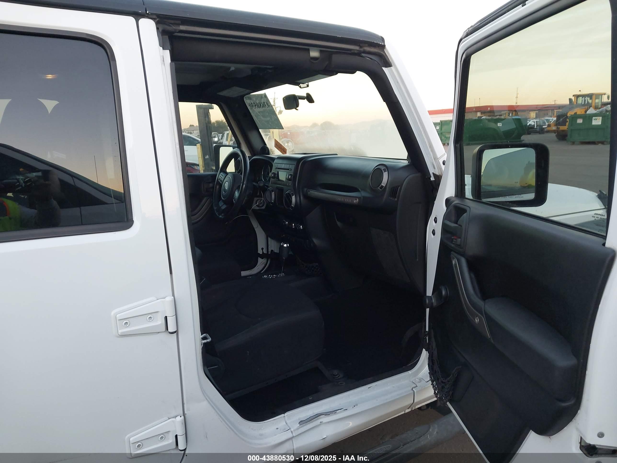 JEEP WRANGLER image 5