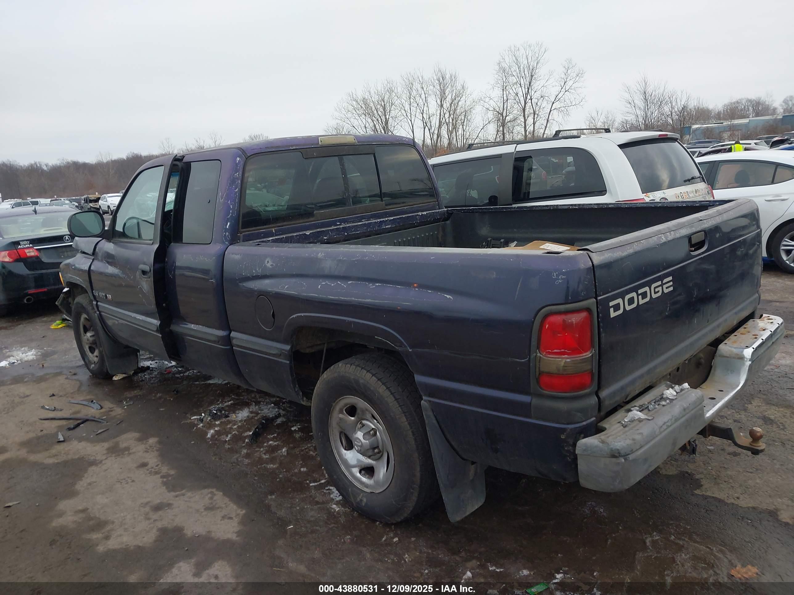 DODGE RAM image 3
