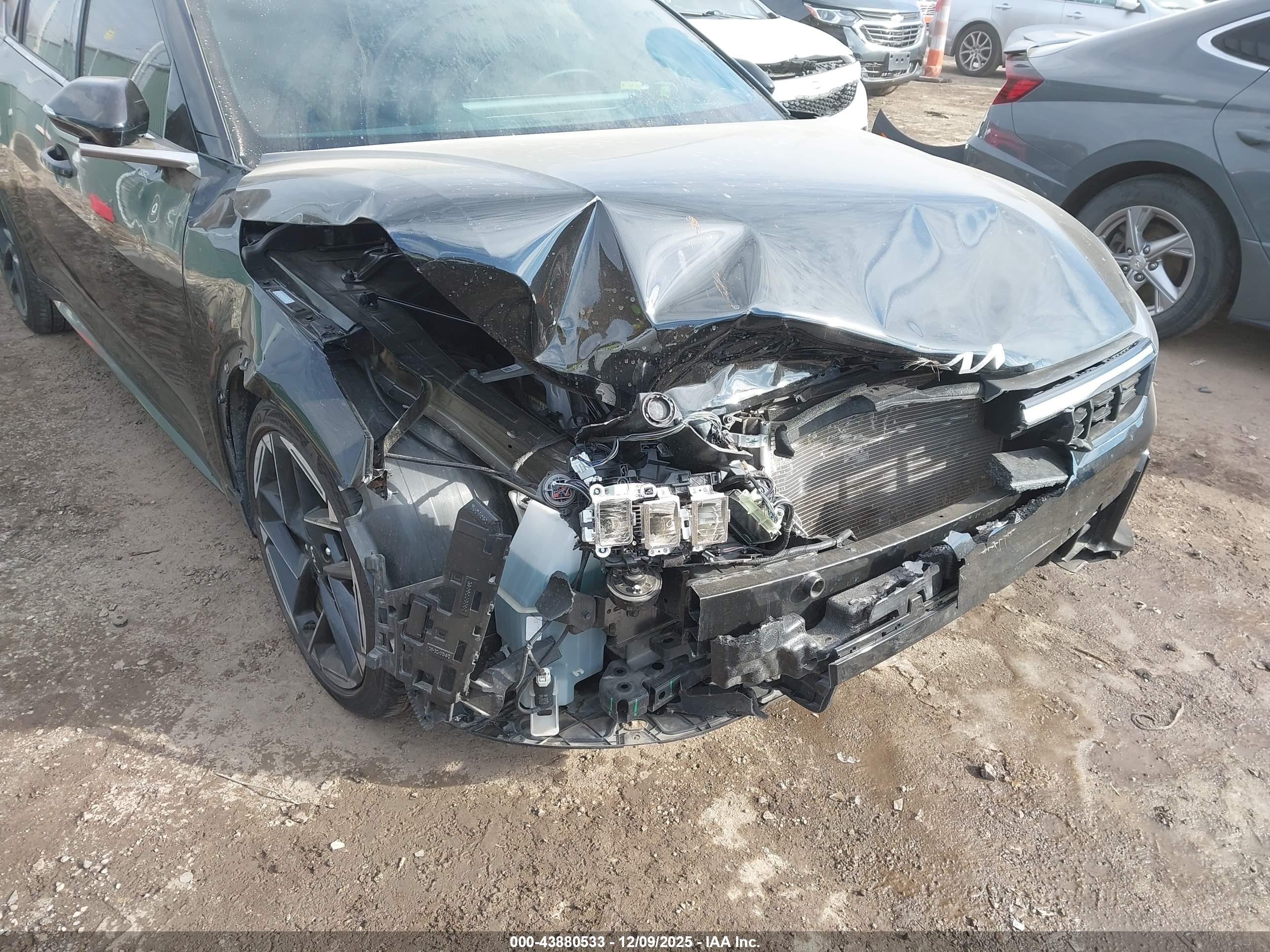 KIA K4 image 6