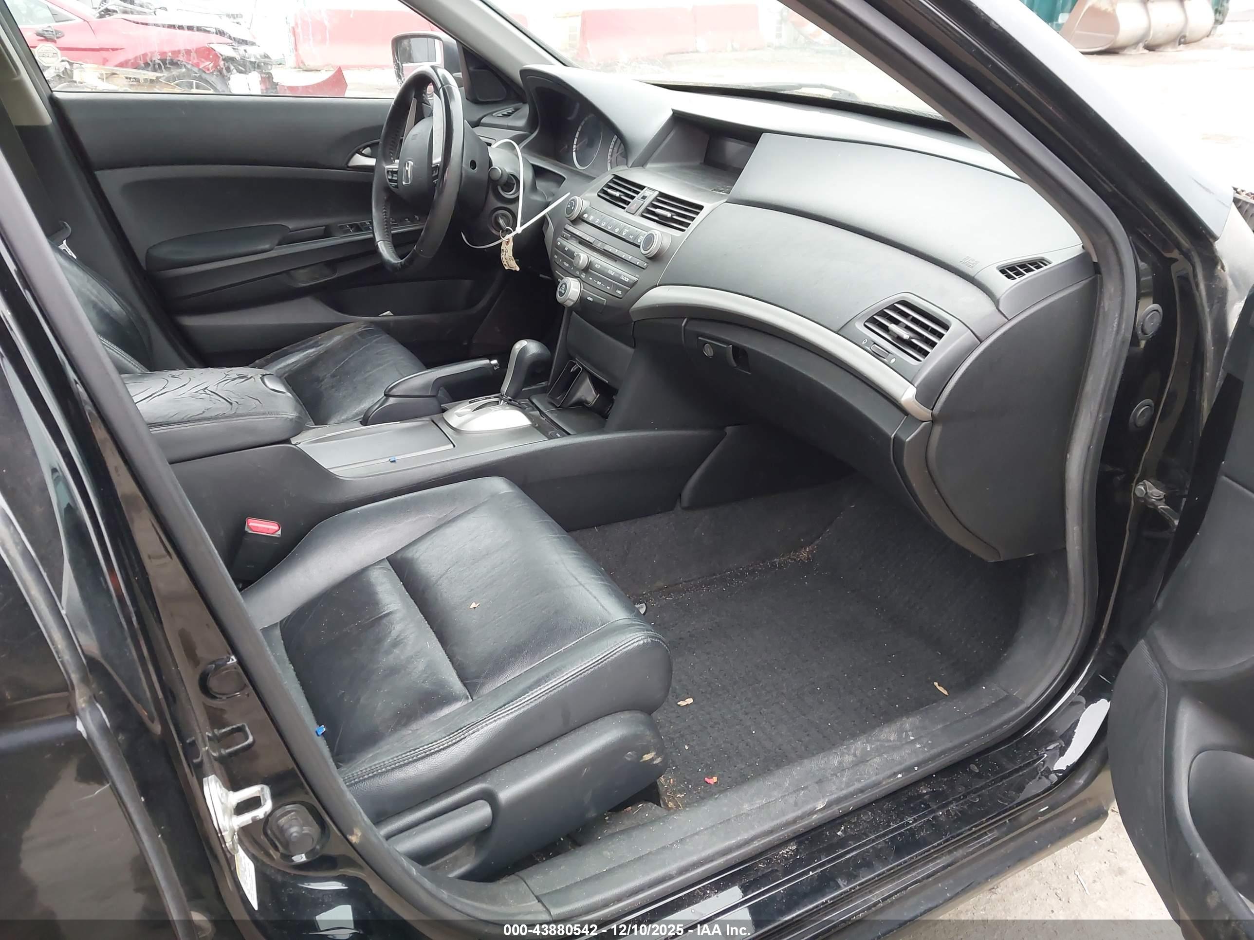 HONDA ACCORD image 5