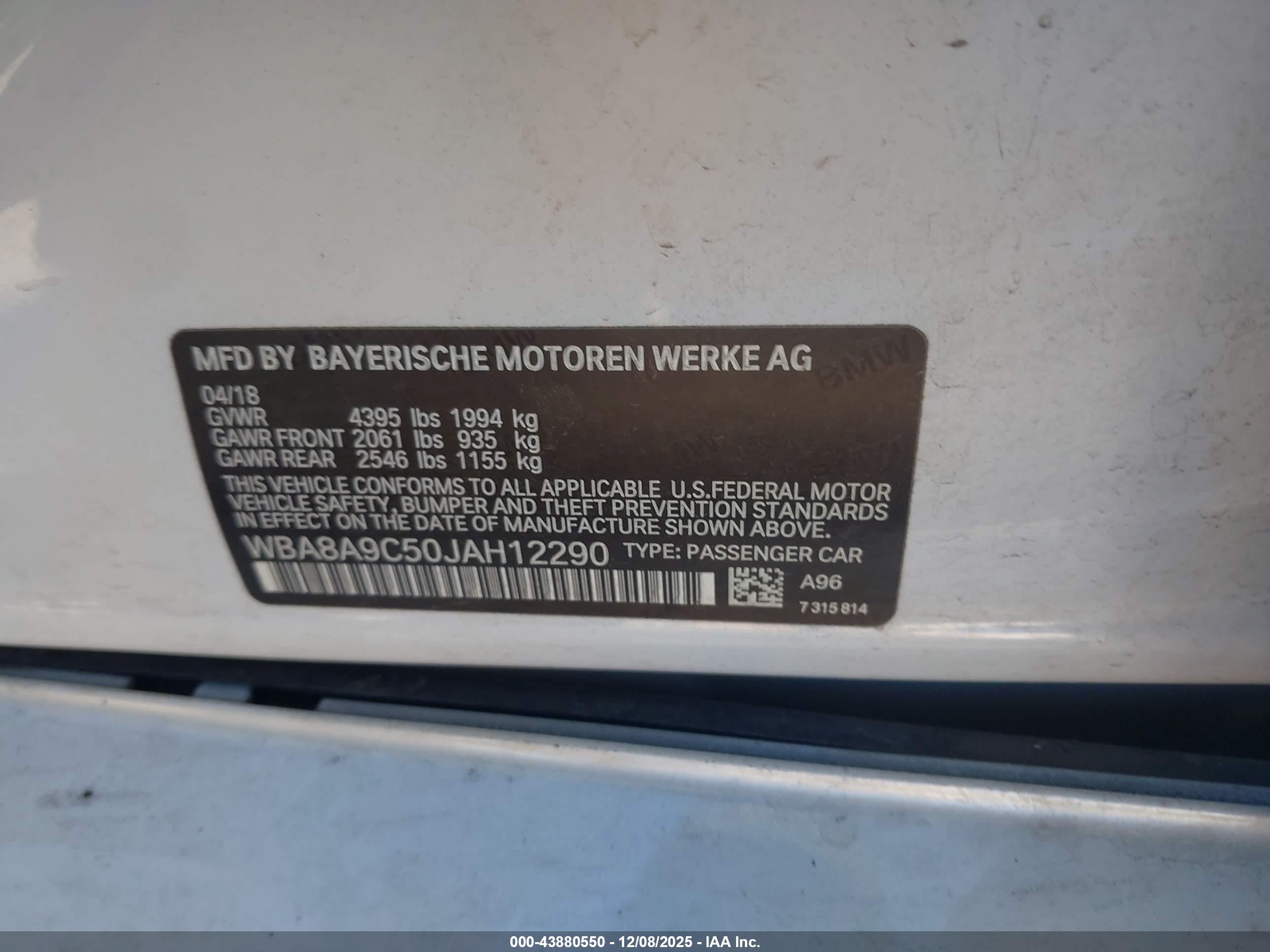 BMW 320I image 9