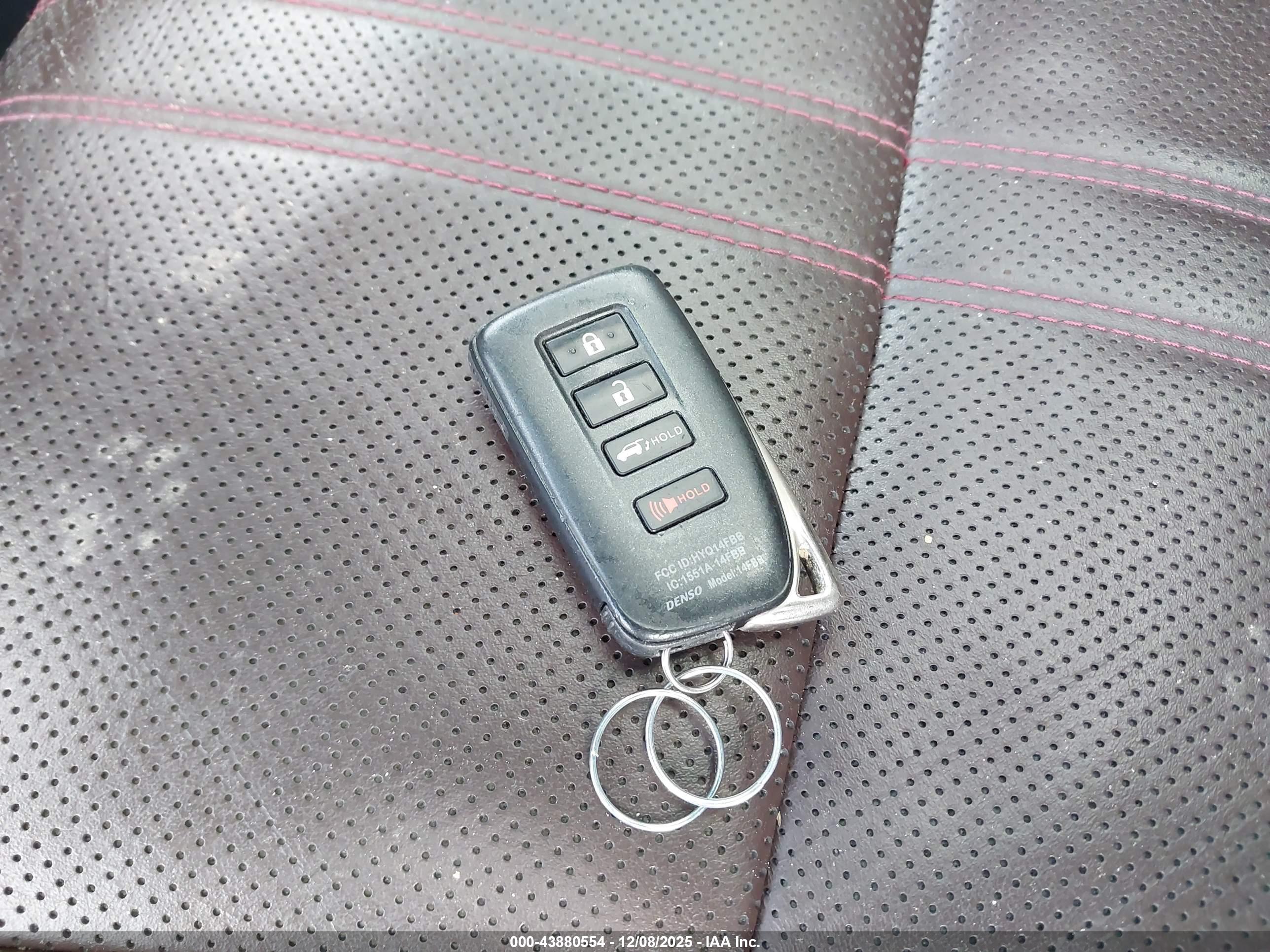 LEXUS RX image 11