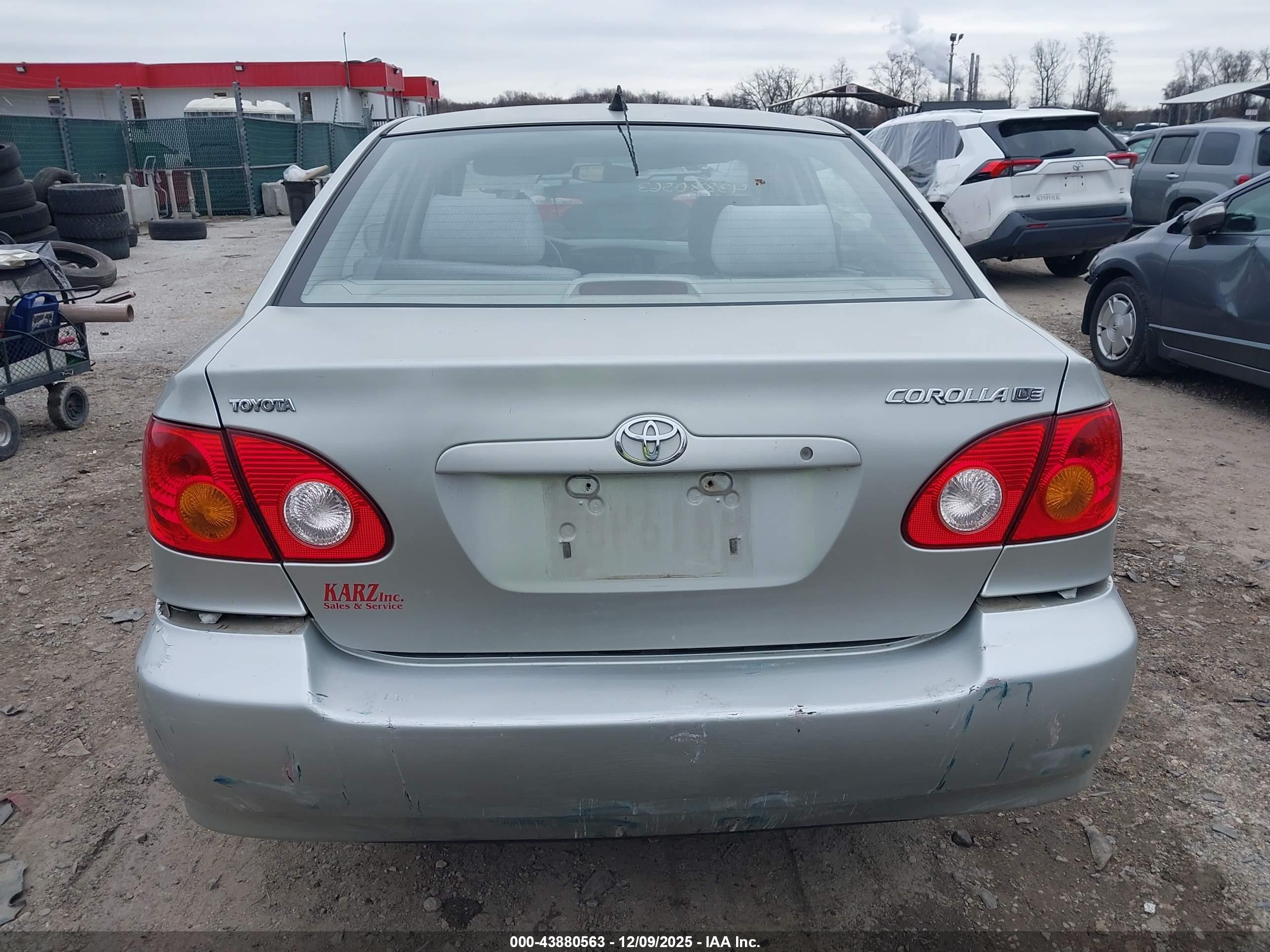 TOYOTA COROLLA image 6