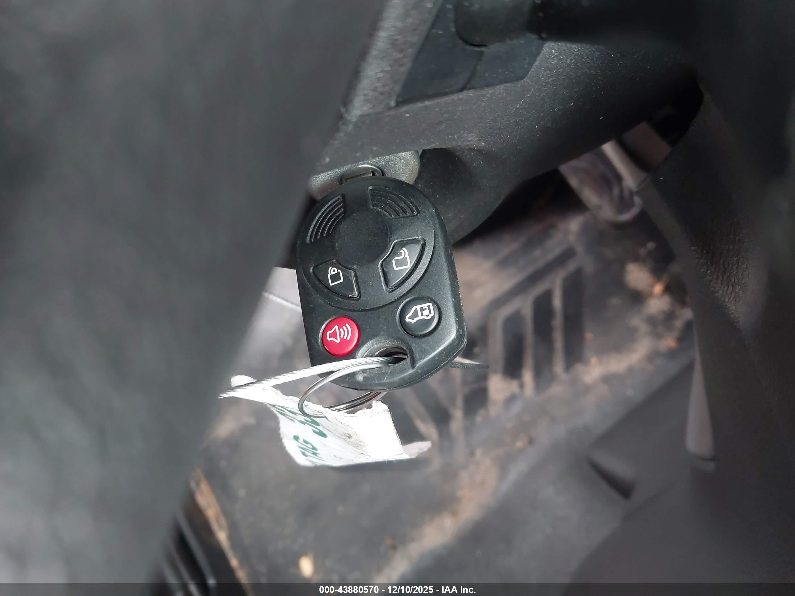 FORD TRANSIT-150 image 11