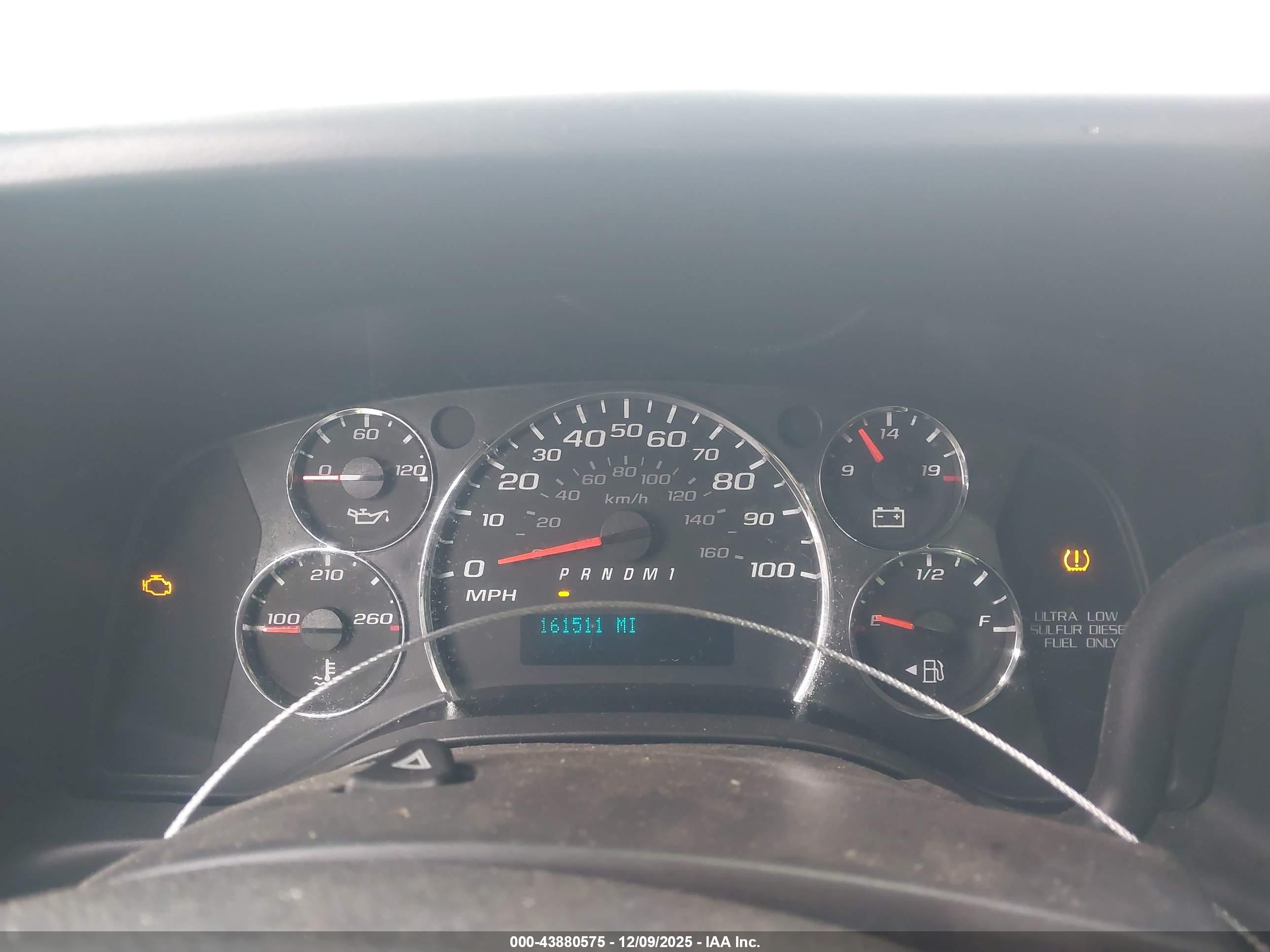 CHEVROLET EXPRESS image 7