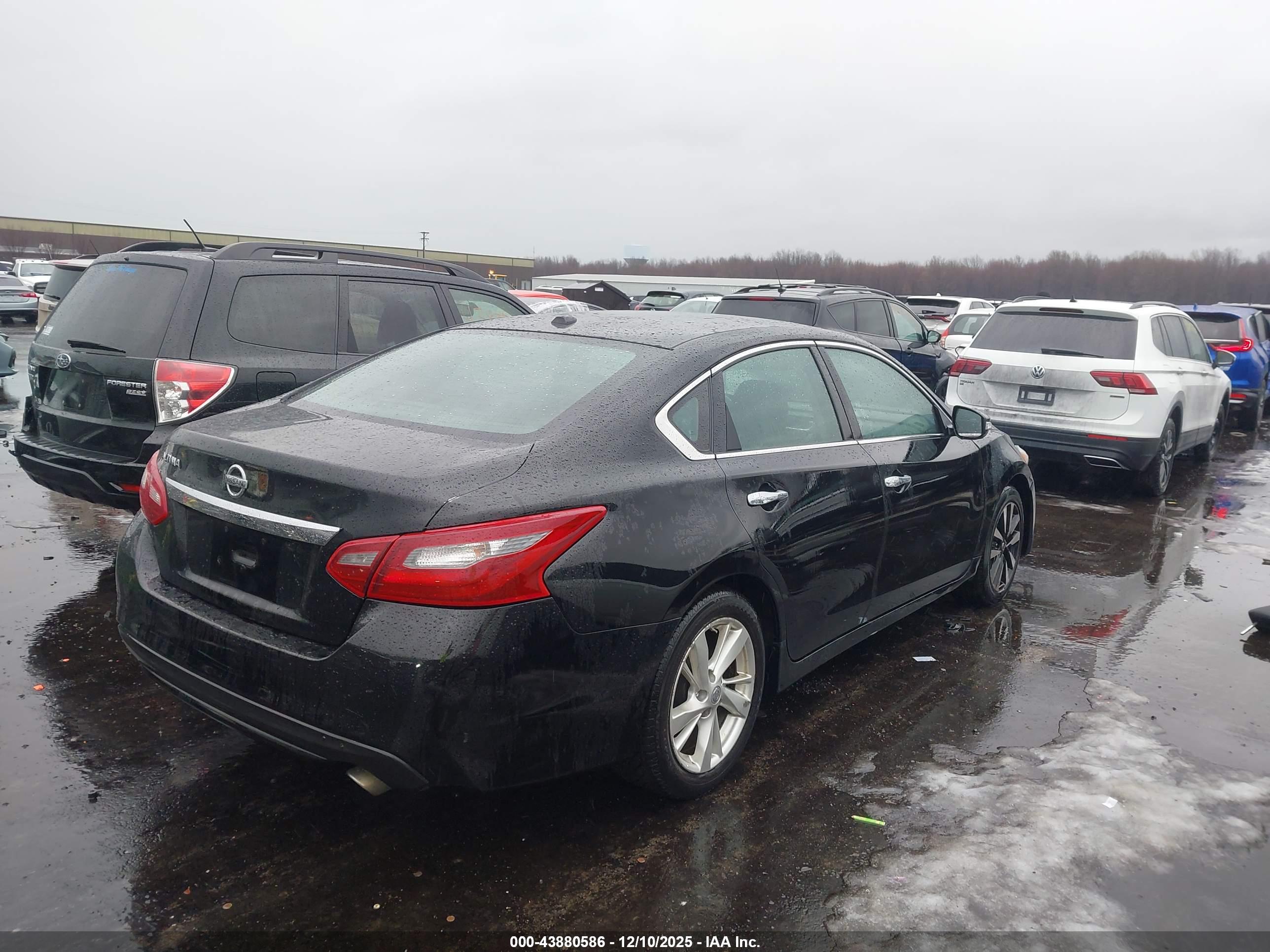 NISSAN ALTIMA image 4