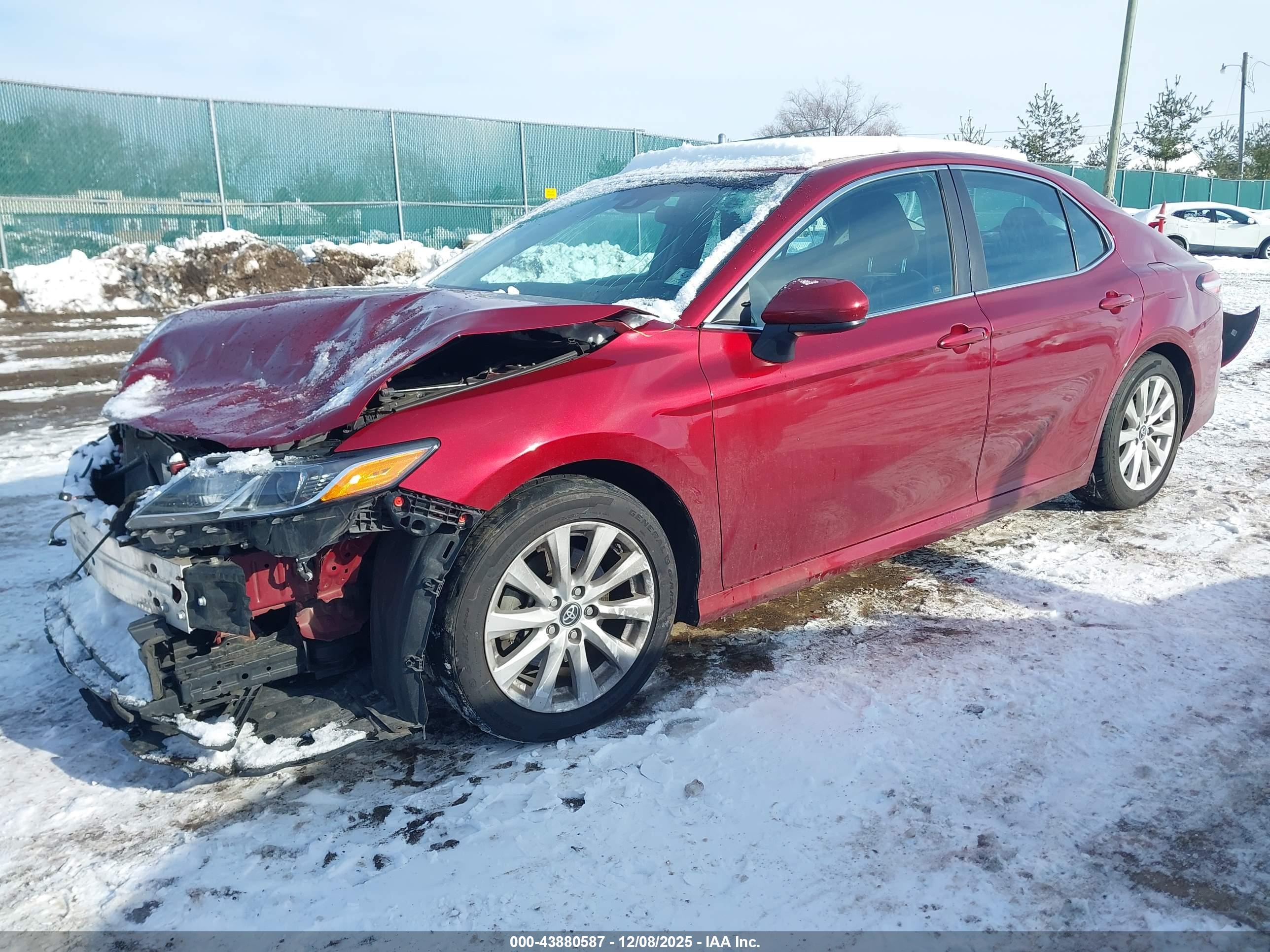 TOYOTA CAMRY image 2