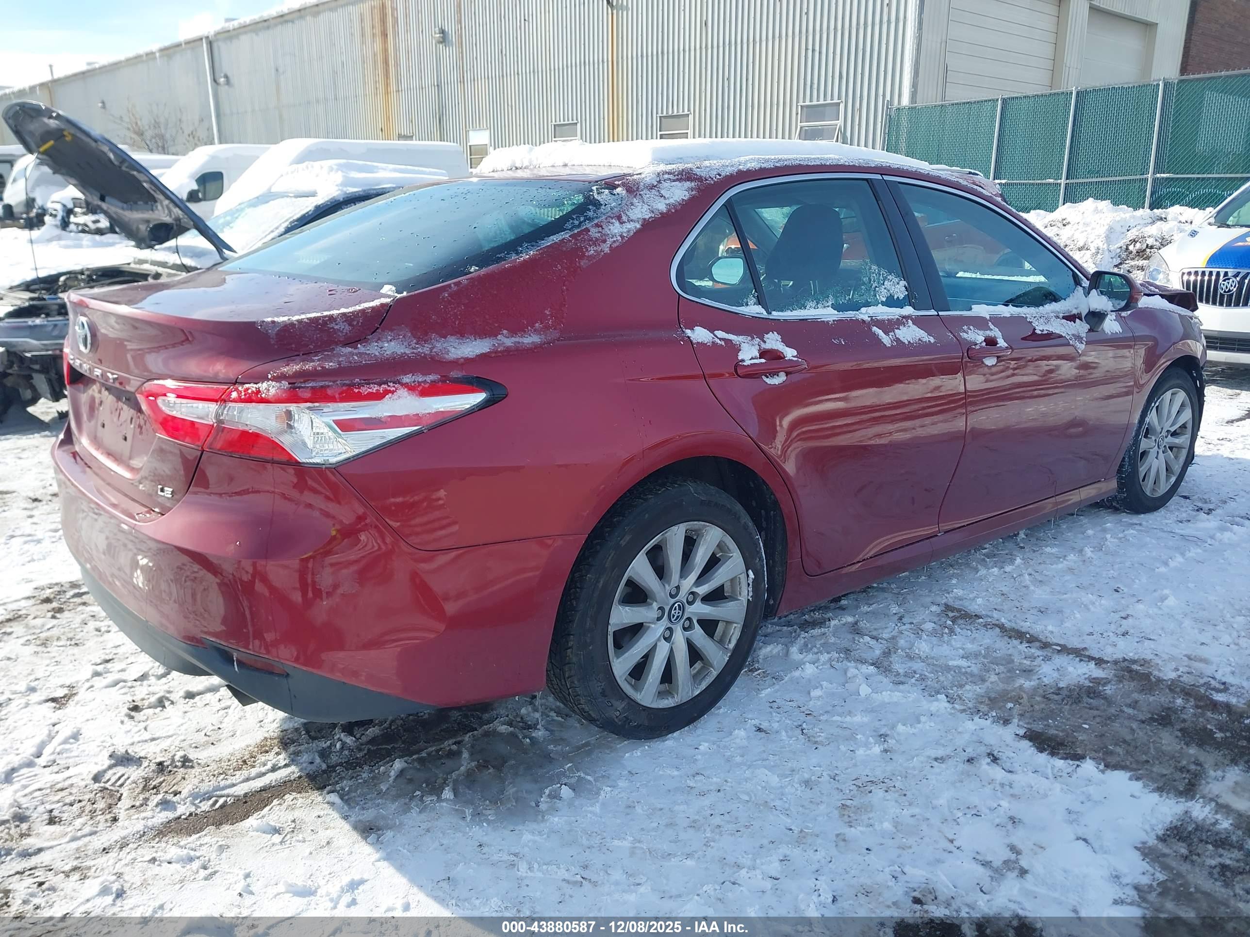 TOYOTA CAMRY image 4