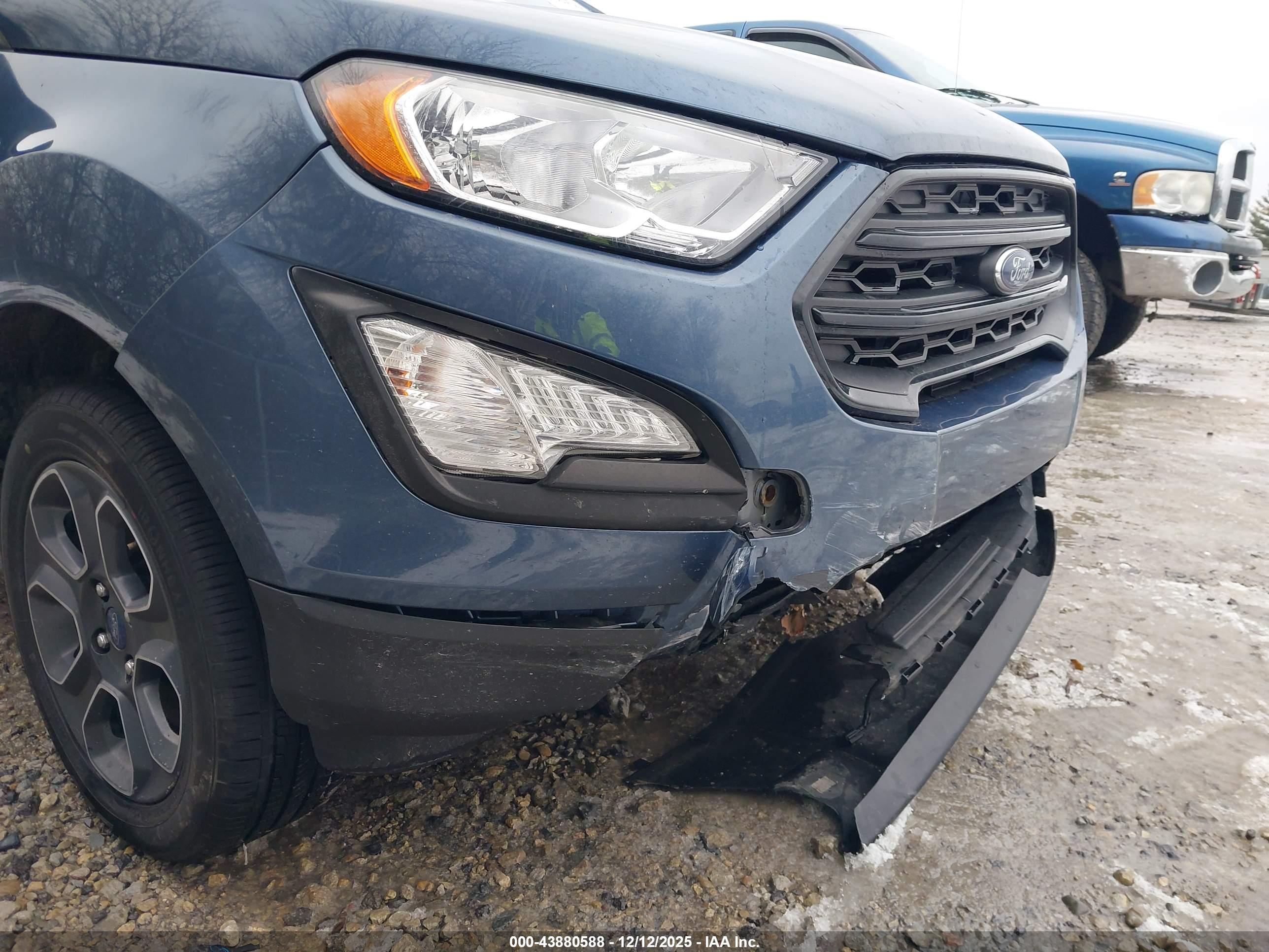 FORD ECOSPORT image 6